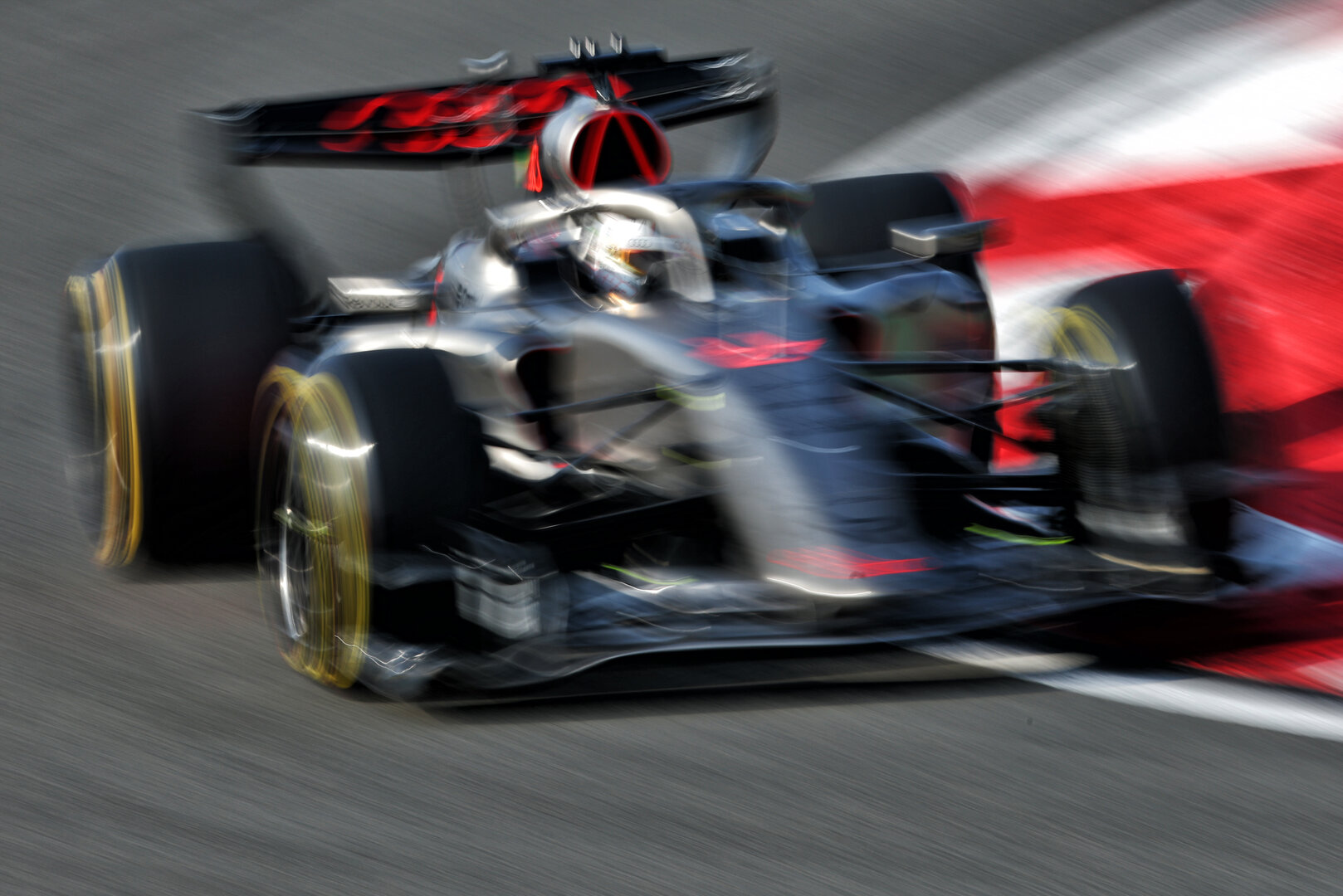 GP CINA, Nico Hulkenberg (GER) Audi F1 Team R26.
13.03.2026. Formula 1 World Championship, Rd 2, Chinese Grand Prix, Shanghai, China, Sprint Qualifiche Day.
- www.xpbimages.com, EMail: requests@xpbimages.com © Copyright: Bearne / XPB Images