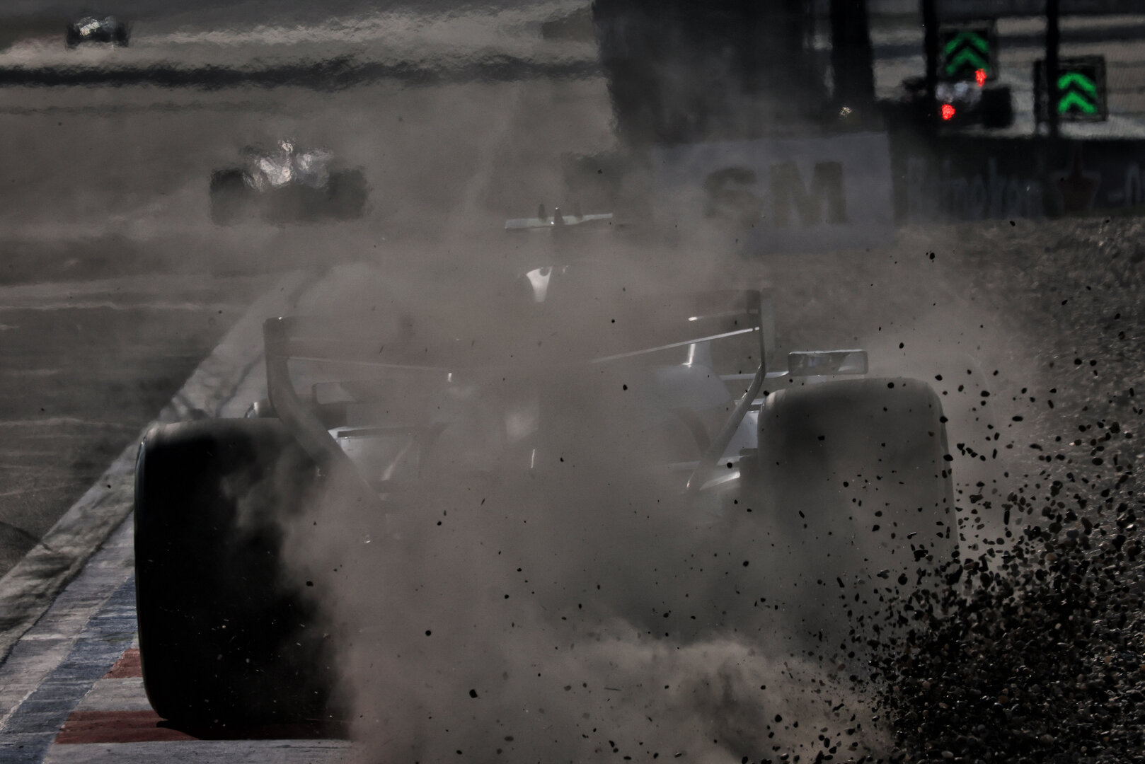 GP CINA, Oliver Bearman (GBR) Haas F1 Team VF-26 runs wide.
13.03.2026. Formula 1 World Championship, Rd 2, Chinese Grand Prix, Shanghai, China, Sprint Qualifiche Day.
- www.xpbimages.com, EMail: requests@xpbimages.com © Copyright: Charniaux / XPB Images