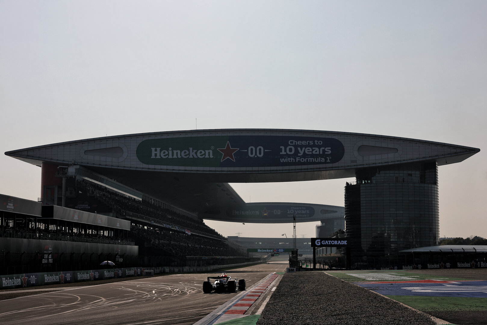 GP CINA, Arvid Lindblad (GBR) Racing Bulls Formula One Team VCARB 03.
13.03.2026. Formula 1 World Championship, Rd 2, Chinese Grand Prix, Shanghai, China, Sprint Qualifiche Day.
- www.xpbimages.com, EMail: requests@xpbimages.com © Copyright: Charniaux / XPB Images