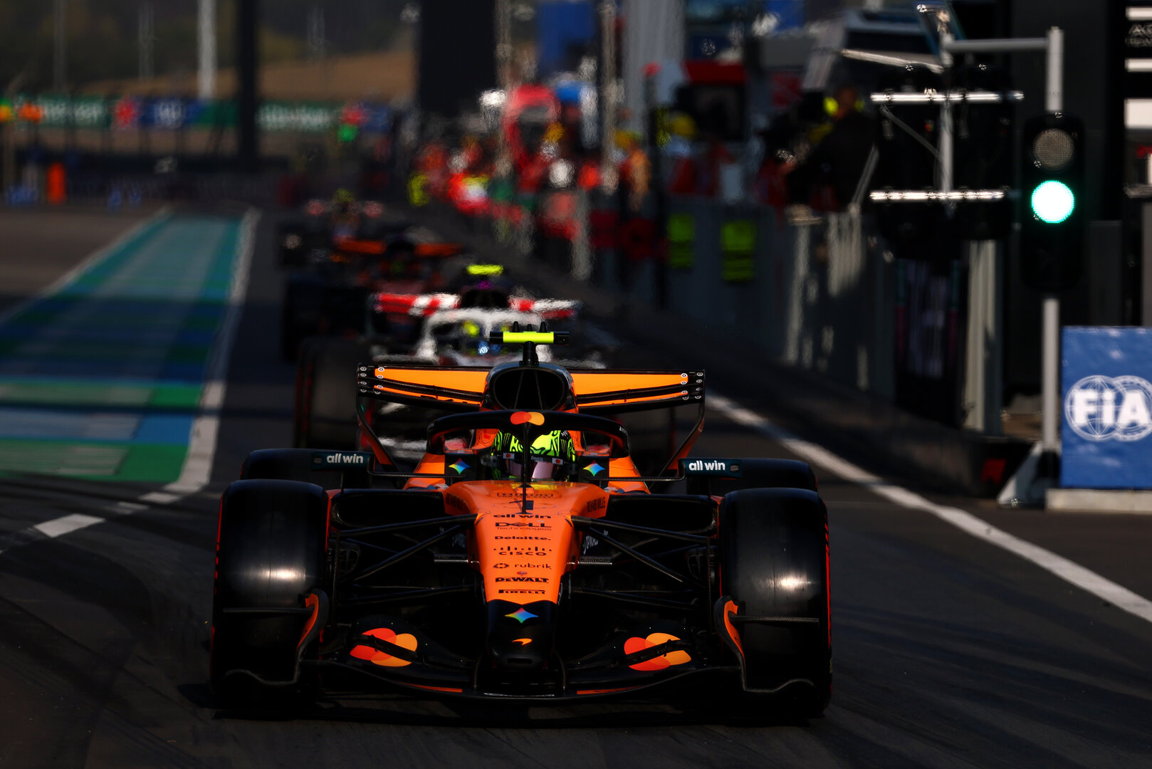 GP CINA, Lando Norris (GBR) McLaren F1 Team MCL40.
13.03.2026. Formula 1 World Championship, Rd 2, Chinese Grand Prix, Shanghai, China, Sprint Qualifiche Day.
- www.xpbimages.com, EMail: requests@xpbimages.com © Copyright: Bearne / XPB Images