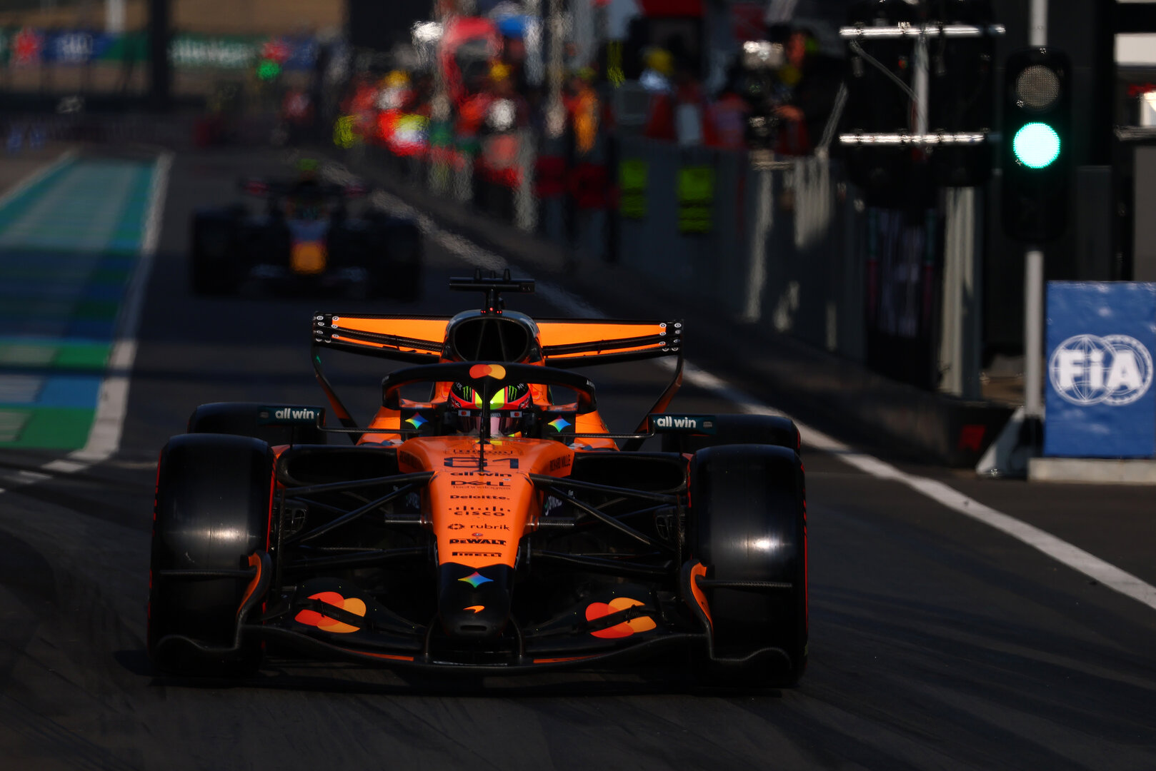 GP CINA, Oscar Piastri (AUS) McLaren F1 Team MCL40.
13.03.2026. Formula 1 World Championship, Rd 2, Chinese Grand Prix, Shanghai, China, Sprint Qualifiche Day.
- www.xpbimages.com, EMail: requests@xpbimages.com © Copyright: Bearne / XPB Images