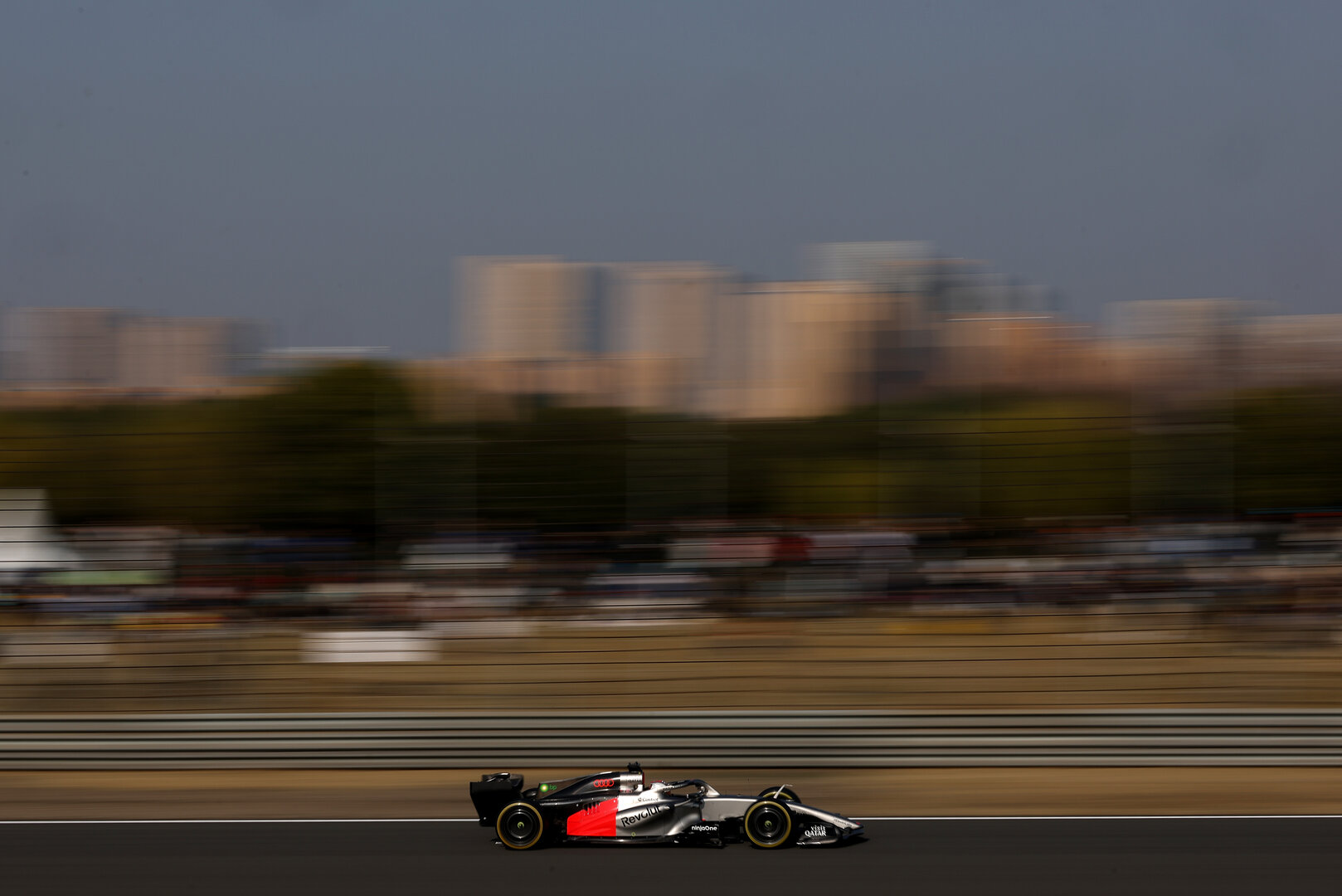 GP CINA, Nico Hulkenberg (GER) Audi F1 Team R26.
13.03.2026. Formula 1 World Championship, Rd 2, Chinese Grand Prix, Shanghai, China, Sprint Qualifiche Day.
- www.xpbimages.com, EMail: requests@xpbimages.com © Copyright: Charniaux / XPB Images