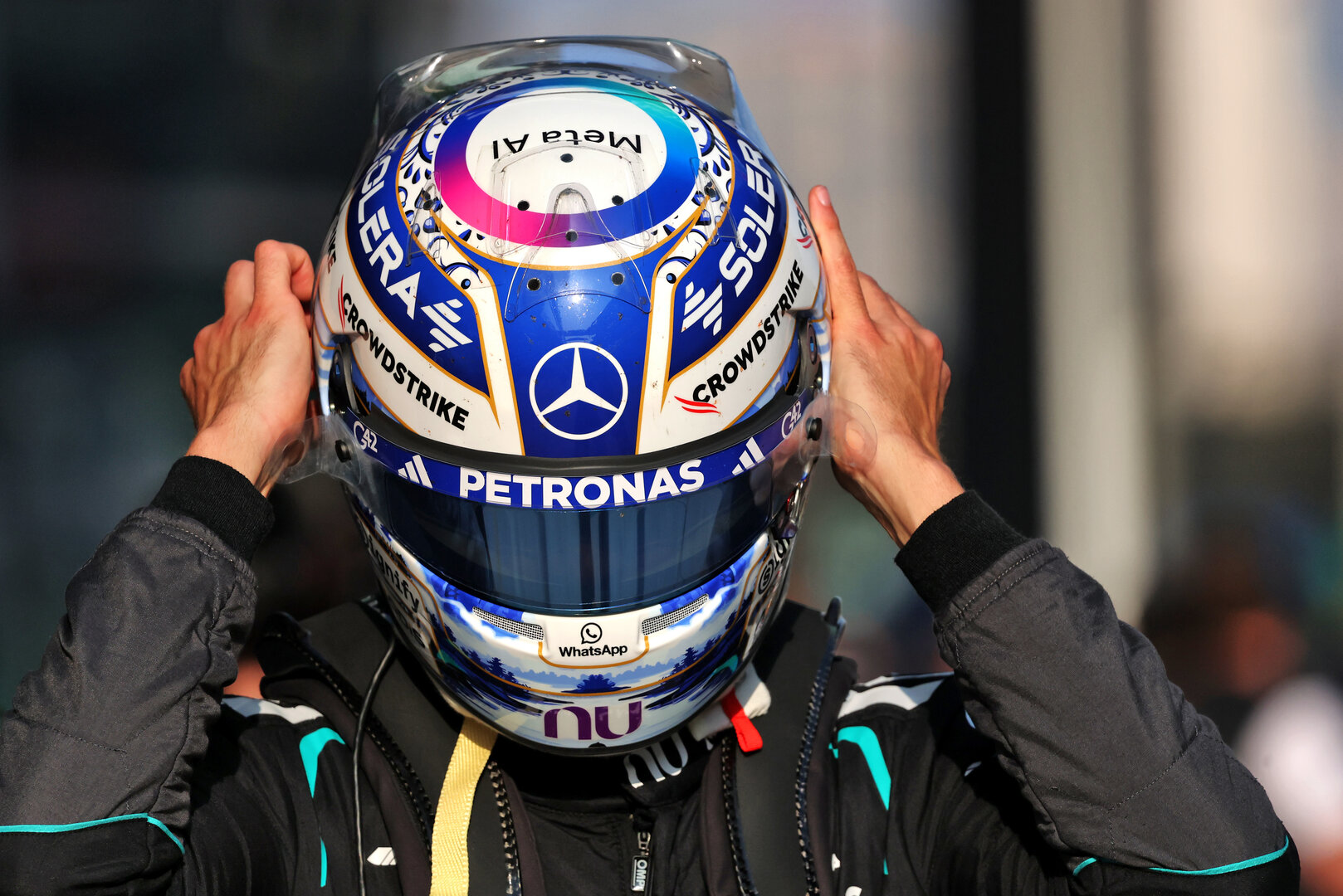 GP CINA, George Russell (GBR) Mercedes AMG Formula One Team in Sprint qualifying parc ferme.
13.03.2026. Formula 1 World Championship, Rd 2, Chinese Grand Prix, Shanghai, China, Sprint Qualifiche Day.
- www.xpbimages.com, EMail: requests@xpbimages.com © Copyright: Charniaux / XPB Images