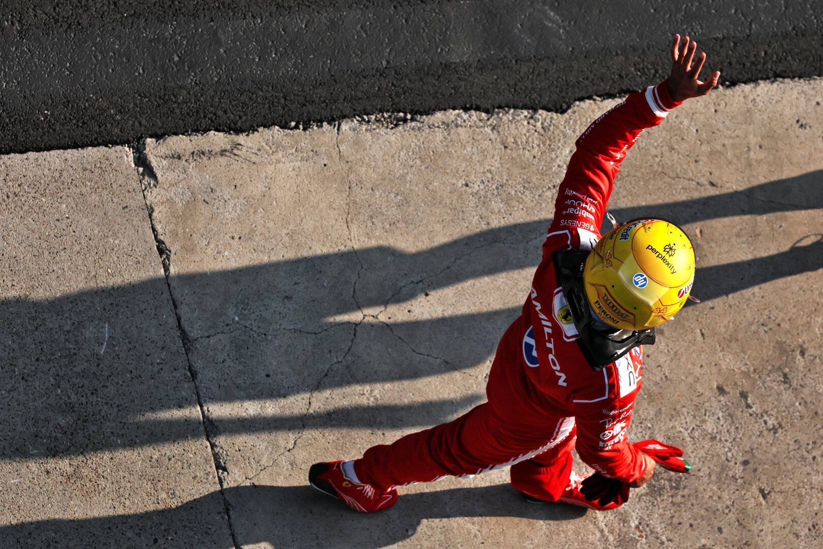 GP CINA, Lewis Hamilton (GBR) Ferrari in Sprint qualifying parc ferme.
13.03.2026. Formula 1 World Championship, Rd 2, Chinese Grand Prix, Shanghai, China, Sprint Qualifiche Day.
 - www.xpbimages.com, EMail: requests@xpbimages.com © Copyright: Coates / XPB Images