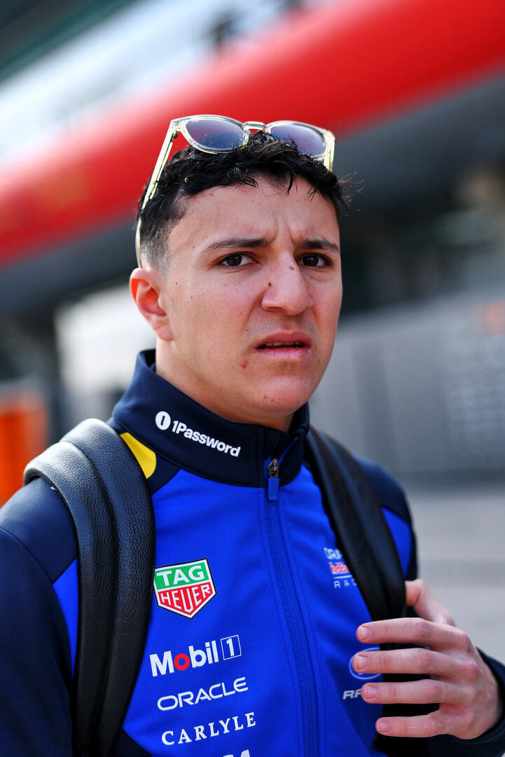 GP CINA, Isack Hadjar (FRA) Red Bull Racing.
14.03.2026. Formula 1 World Championship, Rd 2, Chinese Grand Prix, Shanghai, China, Sprint e Qualifiche Day.
- www.xpbimages.com, EMail: requests@xpbimages.com © Copyright: Bearne / XPB Images