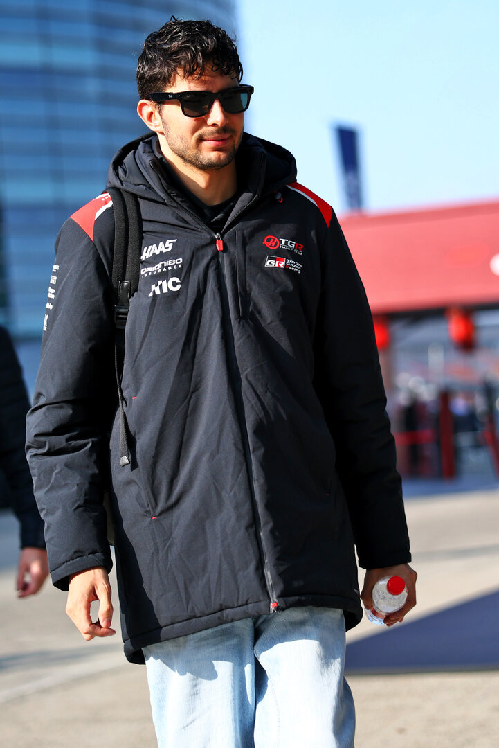 GP CINA, Esteban Ocon (FRA) Haas F1 Team.
14.03.2026. Formula 1 World Championship, Rd 2, Chinese Grand Prix, Shanghai, China, Sprint e Qualifiche Day.
- www.xpbimages.com, EMail: requests@xpbimages.com © Copyright: Bearne / XPB Images