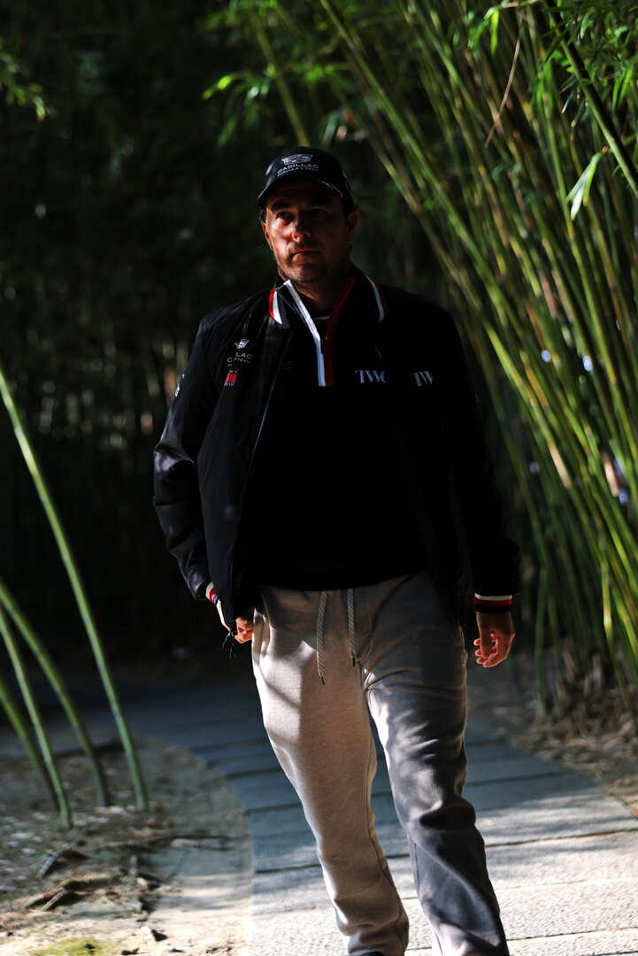 GP CINA, Sergio Perez (MEX) Cadillac Formula 1 Team.
14.03.2026. Formula 1 World Championship, Rd 2, Chinese Grand Prix, Shanghai, China, Sprint e Qualifiche Day.
- www.xpbimages.com, EMail: requests@xpbimages.com © Copyright: Bearne / XPB Images