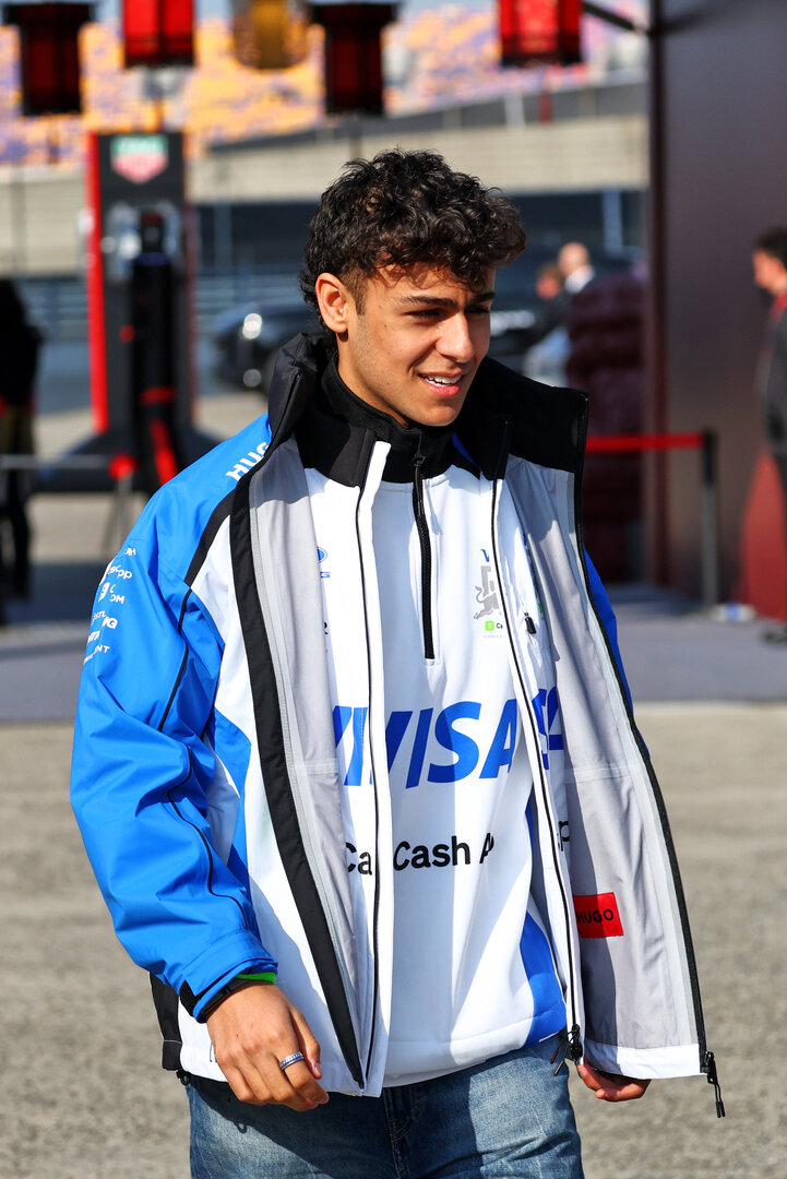 GP CINA, Arvid Lindblad (GBR) Racing Bulls Formula One Team.
14.03.2026. Formula 1 World Championship, Rd 2, Chinese Grand Prix, Shanghai, China, Sprint e Qualifiche Day.
 - www.xpbimages.com, EMail: requests@xpbimages.com © Copyright: Patching / XPB Images