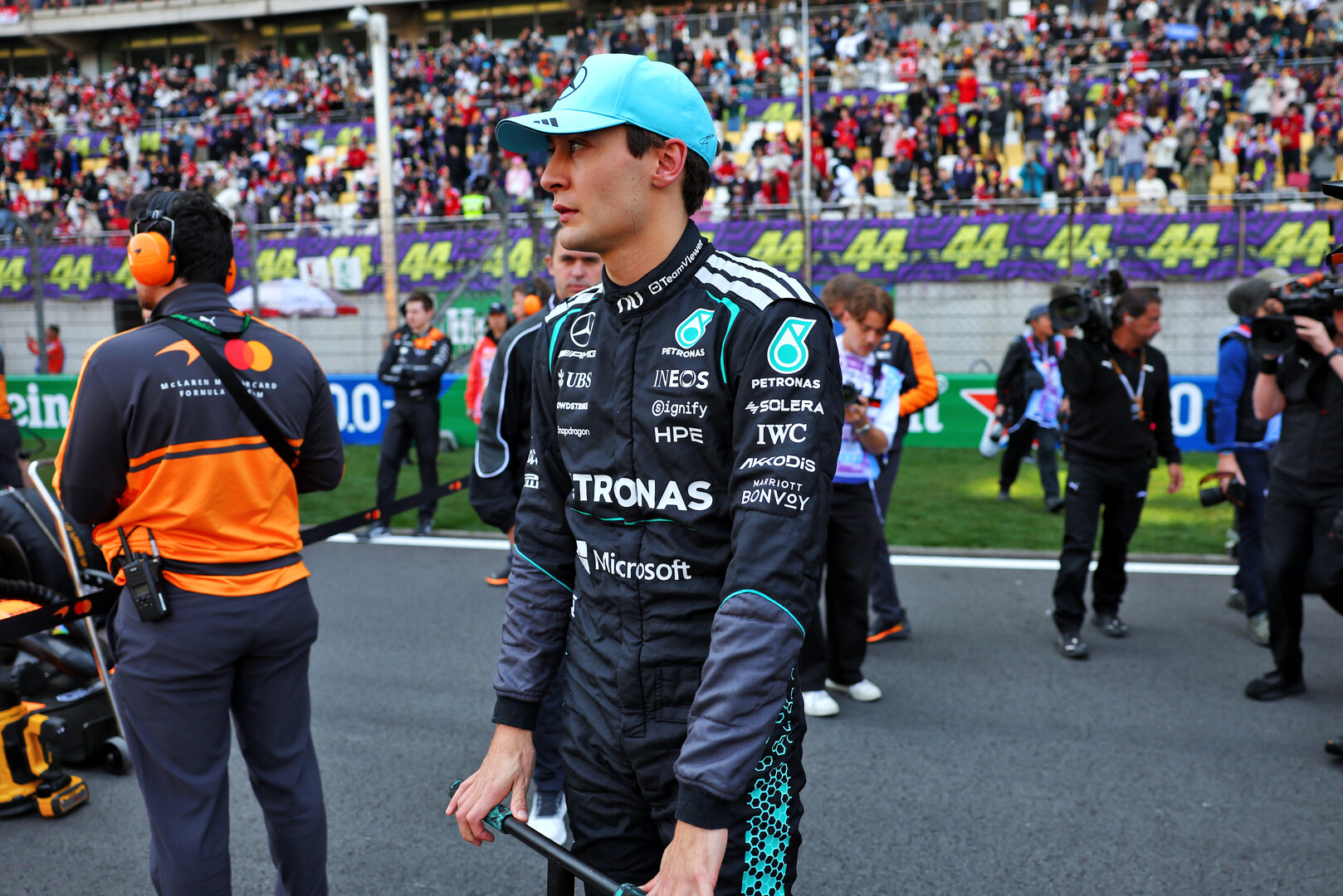 GP CINA, George Russell (GBR) Mercedes AMG Formula One Team on the grid.
14.03.2026. Formula 1 World Championship, Rd 2, Chinese Grand Prix, Shanghai, China, Sprint e Qualifiche Day.
- www.xpbimages.com, EMail: requests@xpbimages.com © Copyright: Patching / XPB Images