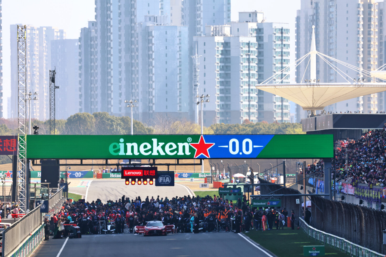 GP CINA, The grid before at the partenza of Sprint.
14.03.2026. Formula 1 World Championship, Rd 2, Chinese Grand Prix, Shanghai, China, Sprint e Qualifiche Day.
 - www.xpbimages.com, EMail: requests@xpbimages.com © Copyright: Patching / XPB Images