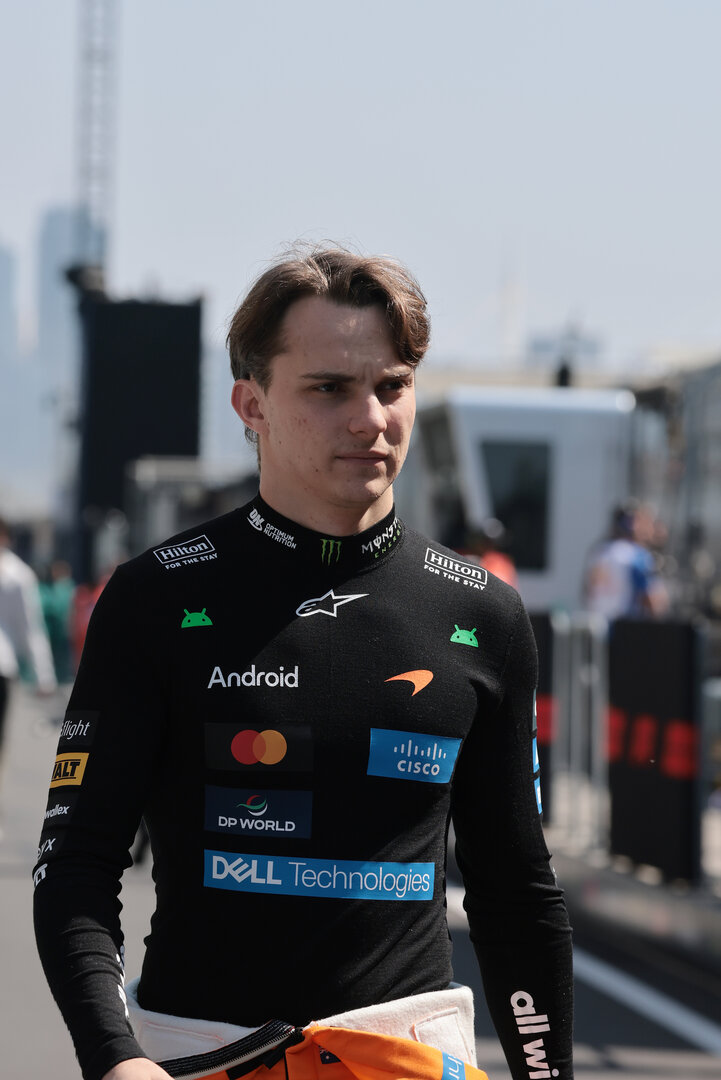 GP CINA, Oscar Piastri (AUS) McLaren F1 Team.
14.03.2026. Formula 1 World Championship, Rd 2, Chinese Grand Prix, Shanghai, China, Sprint e Qualifiche Day.
- www.xpbimages.com, EMail: requests@xpbimages.com © Copyright: Moy / XPB Images