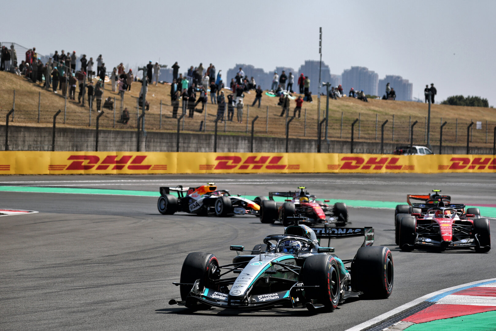 GP CINA, George Russell (GBR) Mercedes AMG Formula One Team W17.
14.03.2026. Formula 1 World Championship, Rd 2, Chinese Grand Prix, Shanghai, China, Sprint e Qualifiche Day.
- www.xpbimages.com, EMail: requests@xpbimages.com © Copyright: Bearne / XPB Images