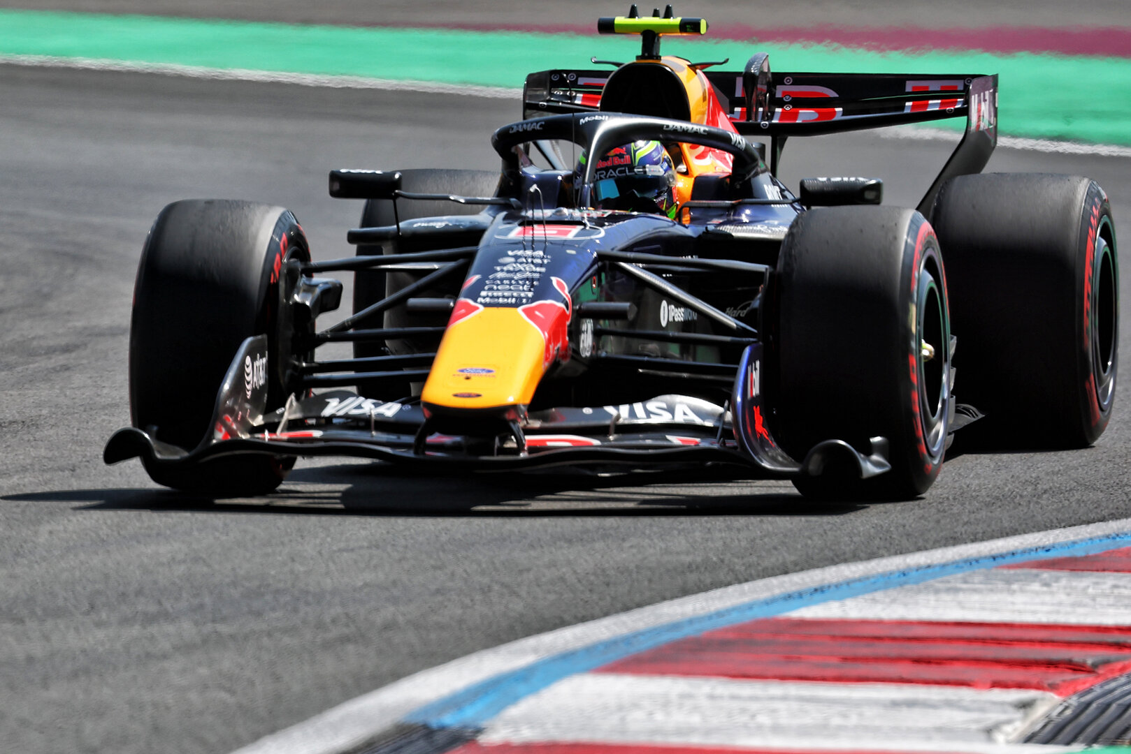 GP CINA, Isack Hadjar (FRA) Red Bull Racing RB22.
14.03.2026. Formula 1 World Championship, Rd 2, Chinese Grand Prix, Shanghai, China, Sprint e Qualifiche Day.
- www.xpbimages.com, EMail: requests@xpbimages.com © Copyright: Bearne / XPB Images