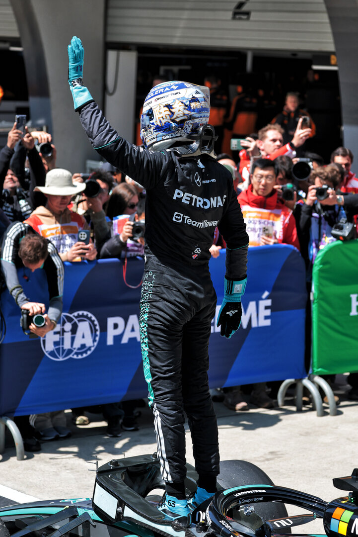GP CINA, Sprint winner George Russell (GBR) Mercedes AMG Formula One Team W17 celebrates in parc ferme.
14.03.2026. Formula 1 World Championship, Rd 2, Chinese Grand Prix, Shanghai, China, Sprint e Qualifiche Day.
- www.xpbimages.com, EMail: requests@xpbimages.com © Copyright: Moy / XPB Images