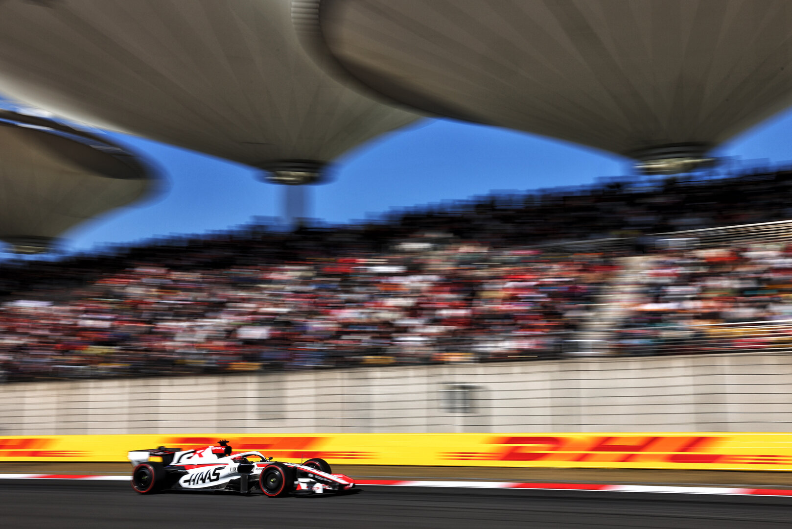 GP CINA, Esteban Ocon (FRA) Haas F1 Team VF-26.
14.03.2026. Formula 1 World Championship, Rd 2, Chinese Grand Prix, Shanghai, China, Sprint e Qualifiche Day.
 - www.xpbimages.com, EMail: requests@xpbimages.com © Copyright: Patching / XPB Images