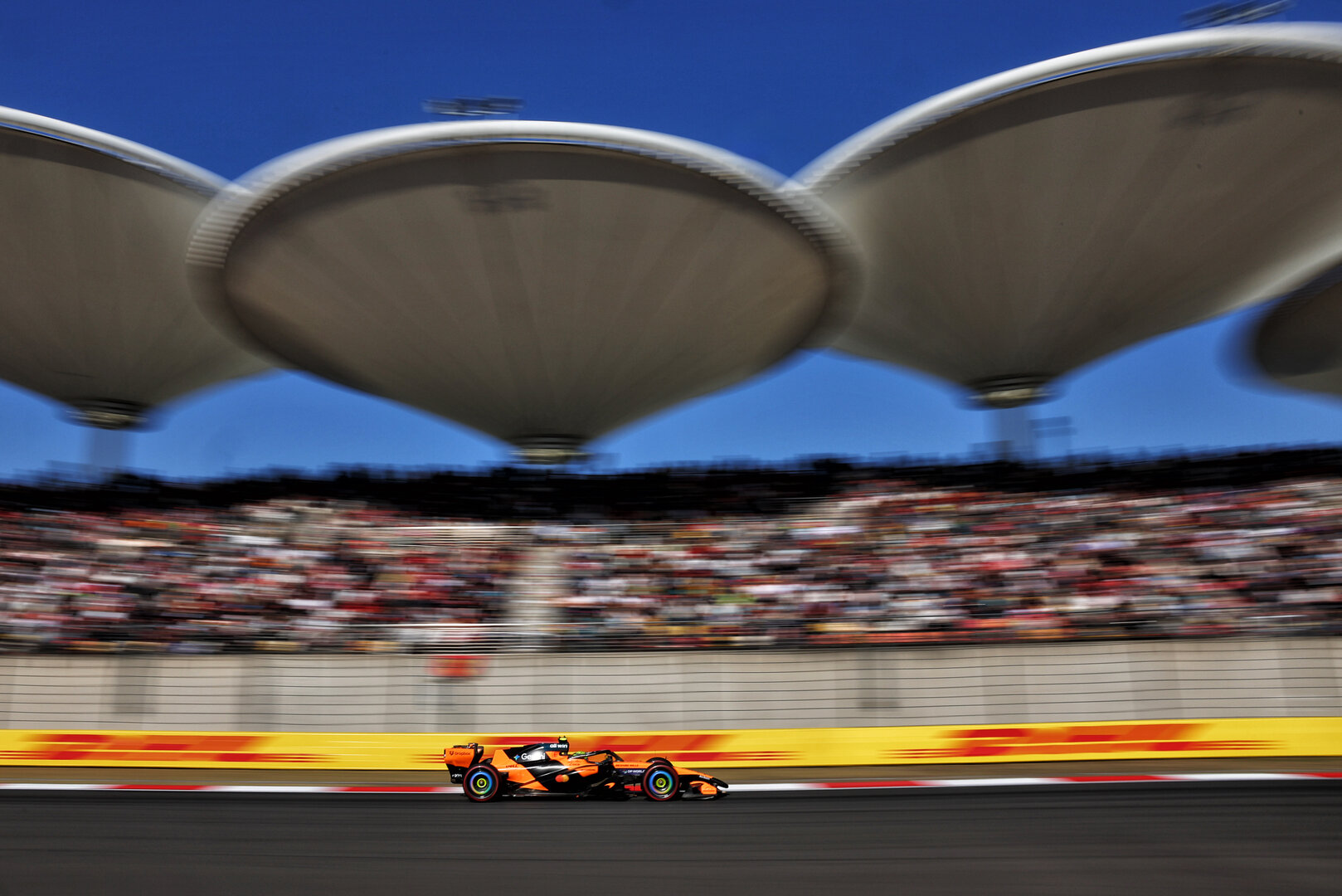 GP CINA, Lando Norris (GBR) McLaren F1 Team MCL40.
14.03.2026. Formula 1 World Championship, Rd 2, Chinese Grand Prix, Shanghai, China, Sprint e Qualifiche Day.
 - www.xpbimages.com, EMail: requests@xpbimages.com © Copyright: Patching / XPB Images
