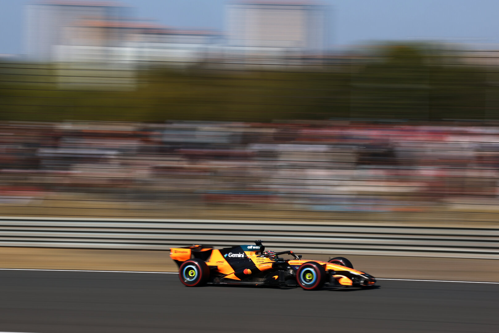 GP CINA, Oscar Piastri (AUS) McLaren F1 Team MCL40.
14.03.2026. Formula 1 World Championship, Rd 2, Chinese Grand Prix, Shanghai, China, Sprint e Qualifiche Day.
- www.xpbimages.com, EMail: requests@xpbimages.com © Copyright: Bearne / XPB Images