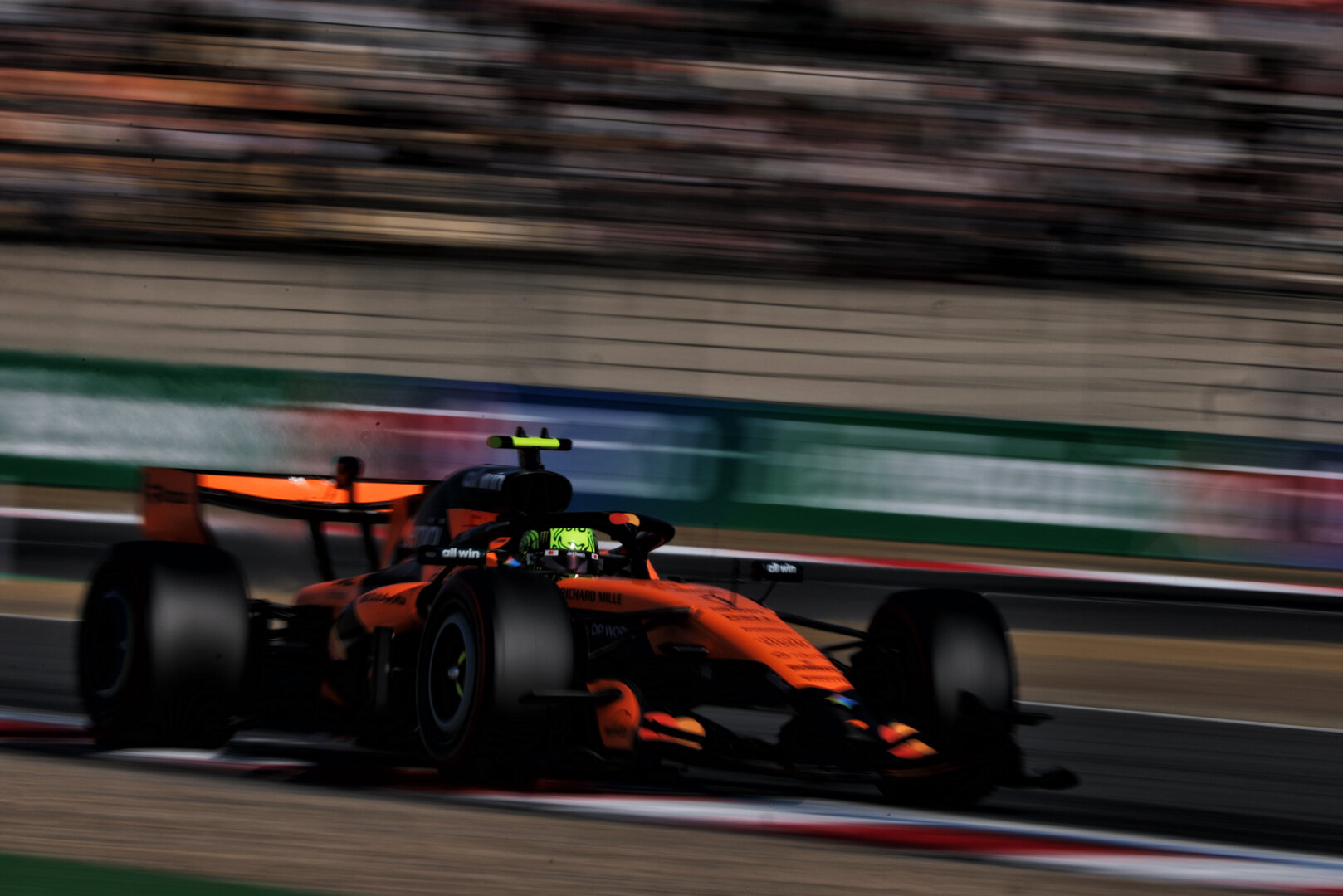 GP CINA, Lando Norris (GBR) McLaren F1 Team MCL40.
14.03.2026. Formula 1 World Championship, Rd 2, Chinese Grand Prix, Shanghai, China, Sprint e Qualifiche Day.
- www.xpbimages.com, EMail: requests@xpbimages.com © Copyright: Charniaux / XPB Images