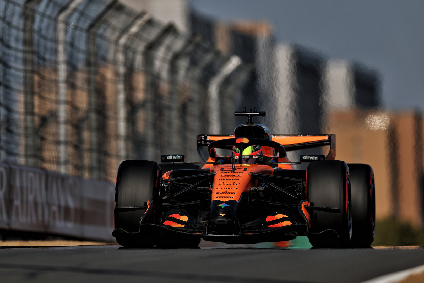 GP CINA, Oscar Piastri (AUS) McLaren F1 Team MCL40.
14.03.2026. Formula 1 World Championship, Rd 2, Chinese Grand Prix, Shanghai, China, Sprint e Qualifiche Day.
- www.xpbimages.com, EMail: requests@xpbimages.com © Copyright: Charniaux / XPB Images