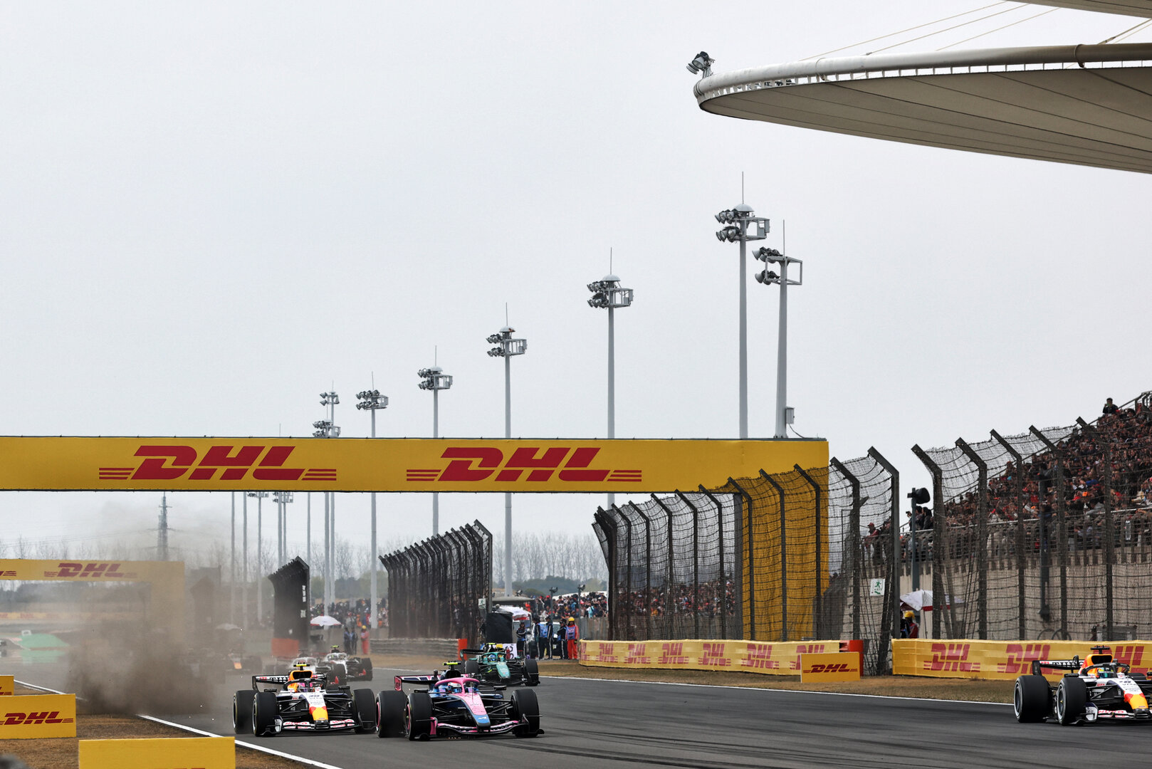 GP CINA, Franco Colapinto (ARG) Alpine F1 Team A526 e Liam Lawson (NZL) Racing Bulls Formula One Team VCARB 03 battle for position.
15.03.2026. Formula 1 World Championship, Rd 2, Chinese Grand Prix, Shanghai, China, Gara Day.
- www.xpbimages.com, EMail: requests@xpbimages.com © Copyright: Bearne / XPB Images