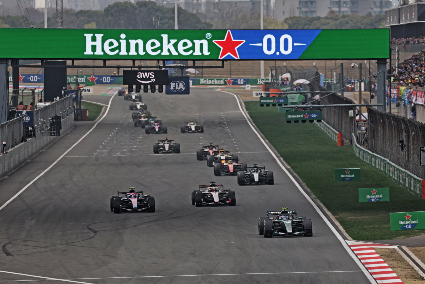 GP CINA, Andrea Kimi Antonelli (ITA) Mercedes AMG Formula One Team W17.
15.03.2026. Formula 1 World Championship, Rd 2, Chinese Grand Prix, Shanghai, China, Gara Day.
- www.xpbimages.com, EMail: requests@xpbimages.com © Copyright: Moy / XPB Images