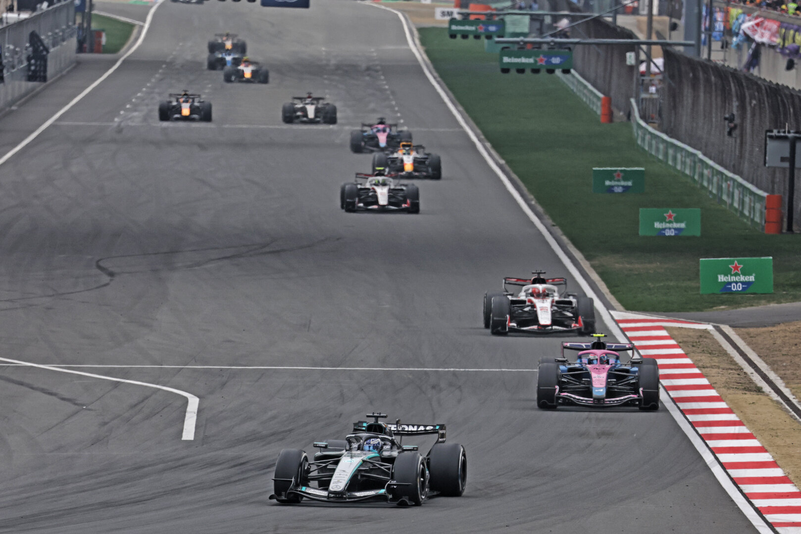 GP CINA, George Russell (GBR) Mercedes AMG Formula One Team W17.
15.03.2026. Formula 1 World Championship, Rd 2, Chinese Grand Prix, Shanghai, China, Gara Day.
- www.xpbimages.com, EMail: requests@xpbimages.com © Copyright: Moy / XPB Images