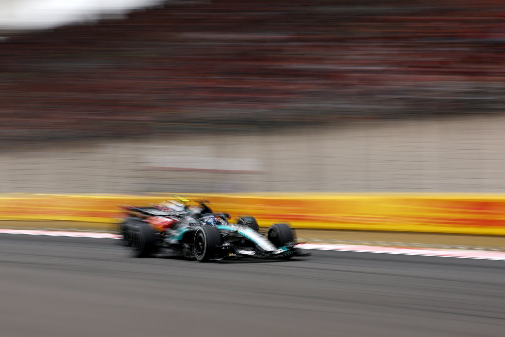 GP CINA, George Russell (GBR) Mercedes AMG Formula One Team W17.
15.03.2026. Formula 1 World Championship, Rd 2, Chinese Grand Prix, Shanghai, China, Gara Day.
- www.xpbimages.com, EMail: requests@xpbimages.com © Copyright: Bearne / XPB Images