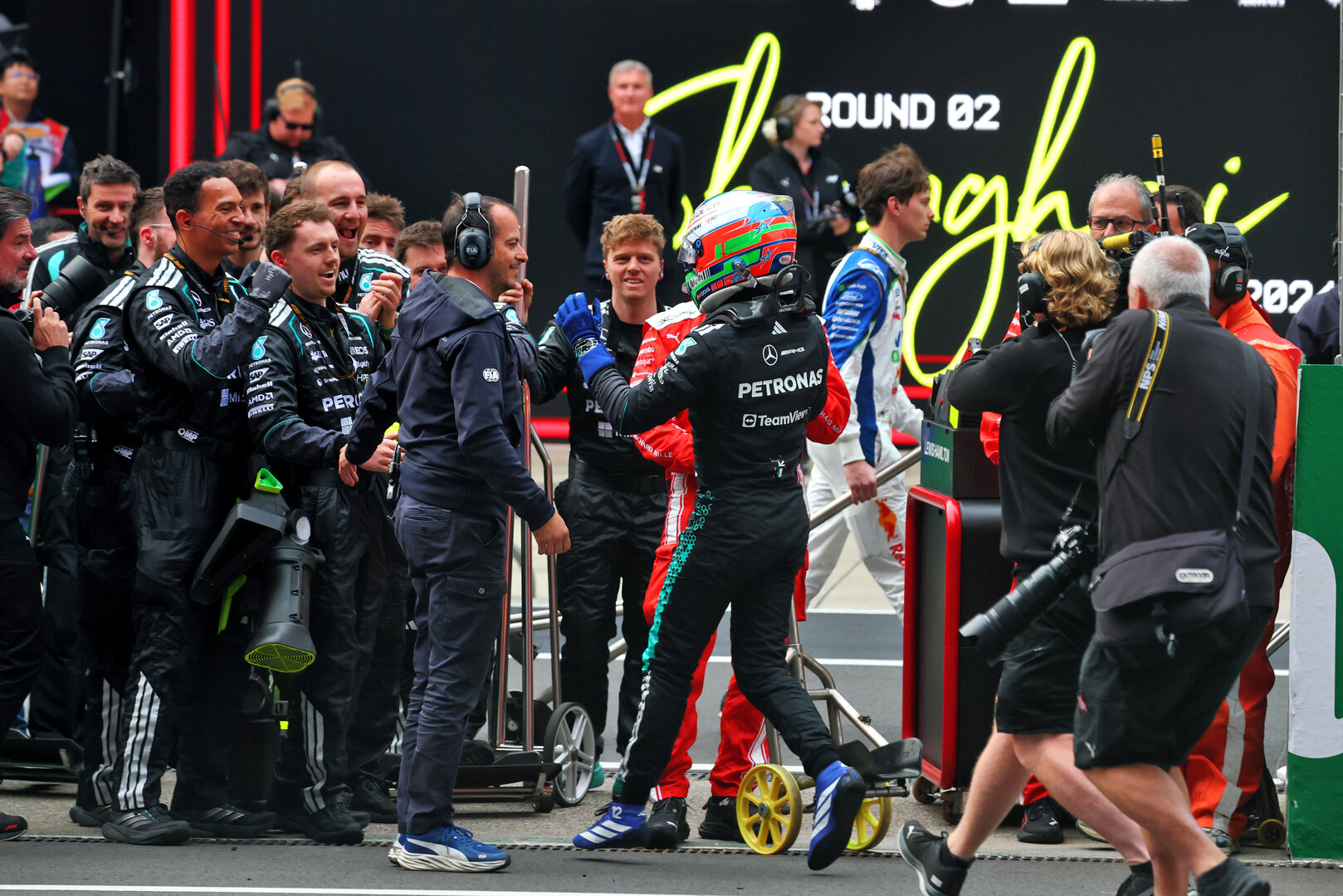 GP CINA, Gara winner Andrea Kimi Antonelli (ITA) Mercedes AMG Formula One Team celebrates in parc ferme at the end of the race.
15.03.2026. Formula 1 World Championship, Rd 2, Chinese Grand Prix, Shanghai, China, Gara Day.
- www.xpbimages.com, EMail: requests@xpbimages.com © Copyright: Bearne / XPB Images