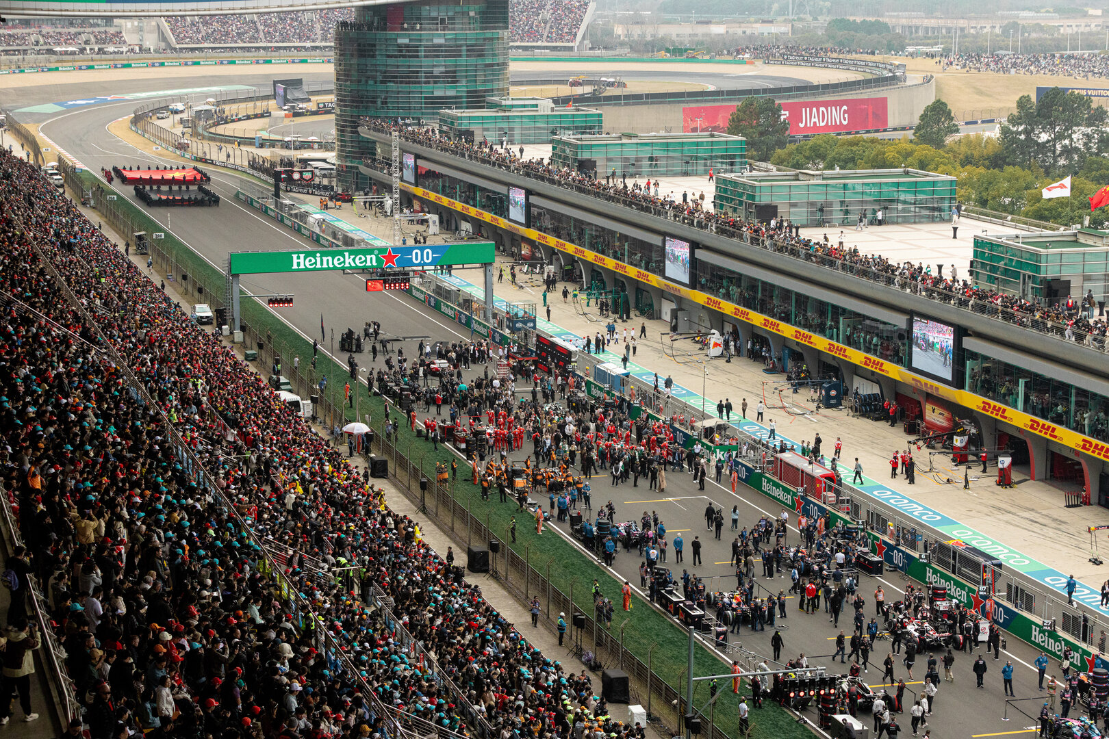GP CINA, The grid before the partenza of the race.
15.03.2026. Formula 1 World Championship, Rd 2, Chinese Grand Prix, Shanghai, China, Gara Day.
- www.xpbimages.com, EMail: requests@xpbimages.com © Copyright: Denny / XPB Images