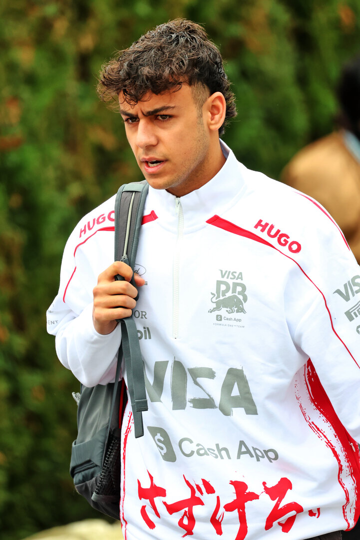 GP GIAPPONE, Arvid Lindblad (GBR) Racing Bulls Formula One Team.
26.03.2026. Formula 1 World Championship, Rd 3, Japanese Grand Prix, Suzuka, Japan, Preparation Day.
- www.xpbimages.com, EMail: requests@xpbimages.com © Copyright: Bearne / XPB Images