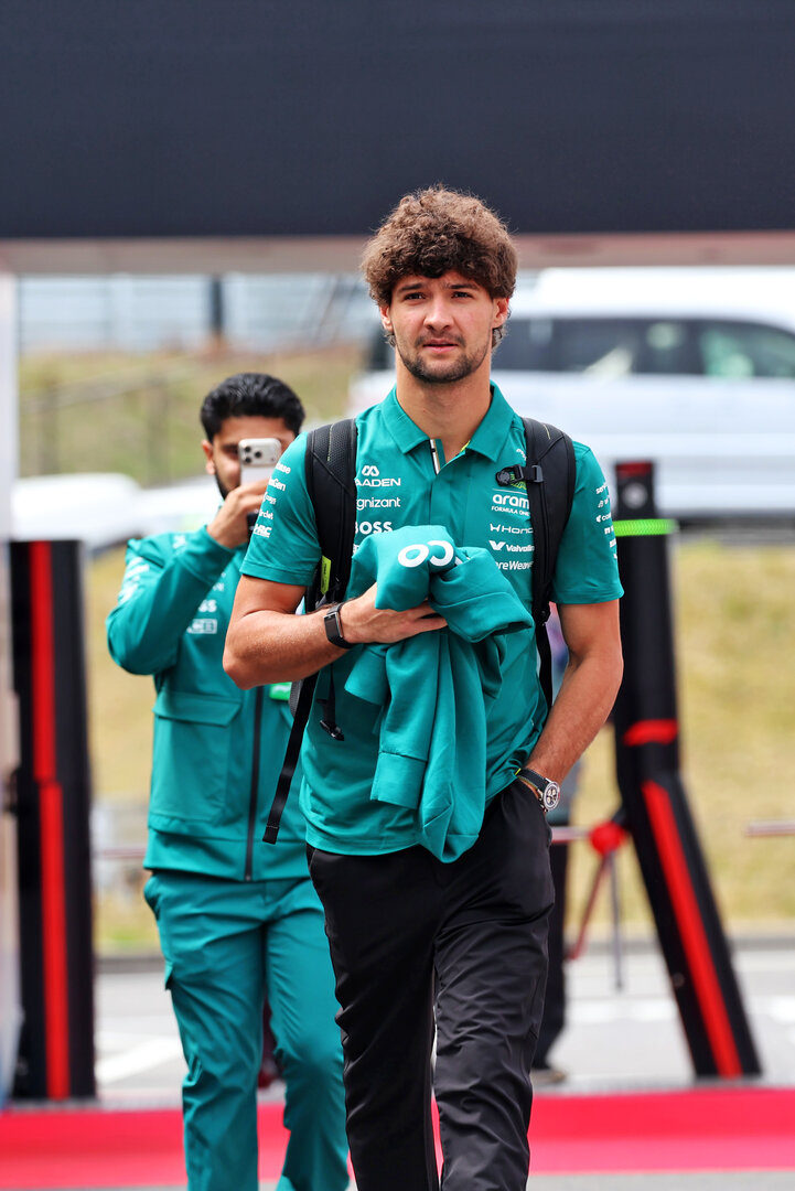 GP GIAPPONE, Jak Crawford (USA) Aston Martin F1 Team Reserve Driver.
26.03.2026. Formula 1 World Championship, Rd 3, Japanese Grand Prix, Suzuka, Japan, Preparation Day.
 - www.xpbimages.com, EMail: requests@xpbimages.com © Copyright: Rew / XPB Images