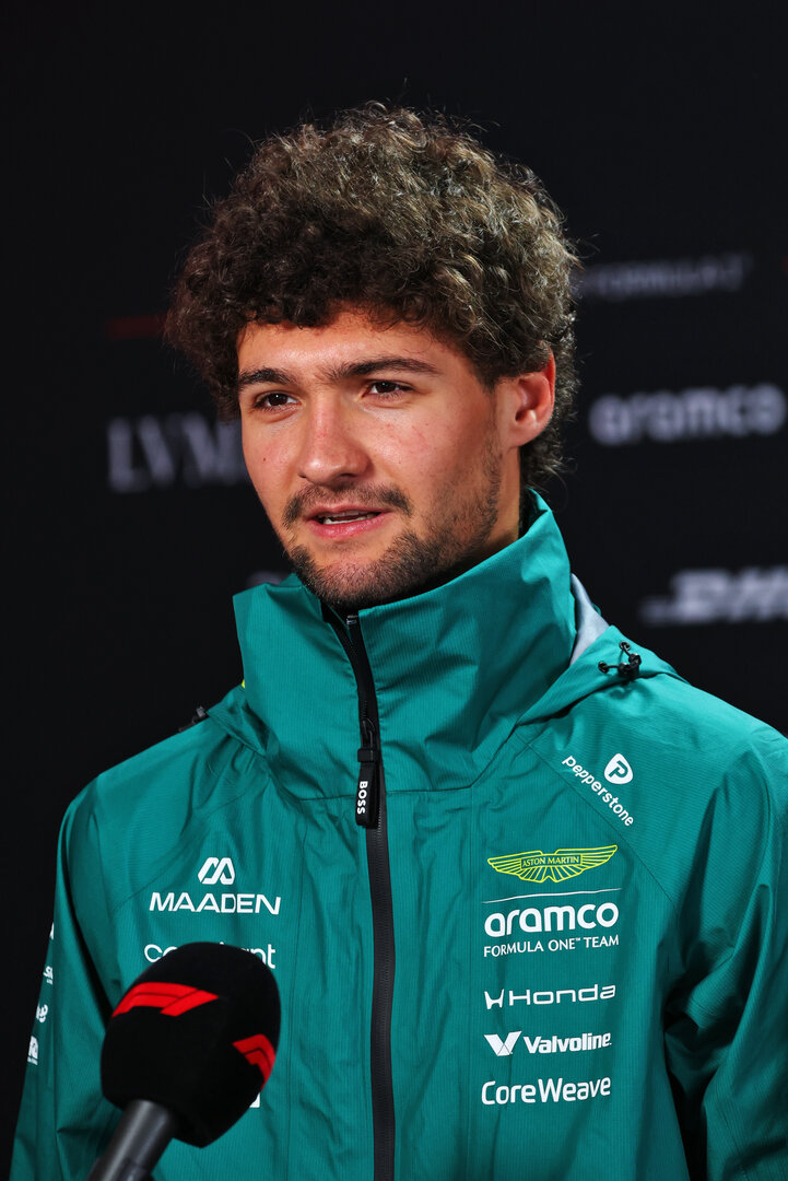 GP GIAPPONE, Jak Crawford (USA) Aston Martin F1 Team Reserve Driver.
26.03.2026. Formula 1 World Championship, Rd 3, Japanese Grand Prix, Suzuka, Japan, Preparation Day.
- www.xpbimages.com, EMail: requests@xpbimages.com © Copyright: Bearne / XPB Images