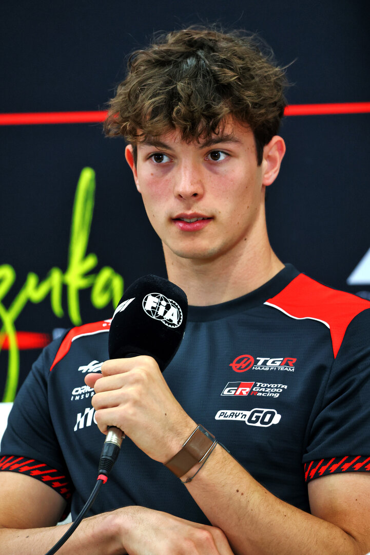 GP GIAPPONE, Oliver Bearman (GBR) Haas F1 Team in the FIA Press Conference.
26.03.2026. Formula 1 World Championship, Rd 3, Japanese Grand Prix, Suzuka, Japan, Preparation Day.
- www.xpbimages.com, EMail: requests@xpbimages.com © Copyright: Bearne / XPB Images