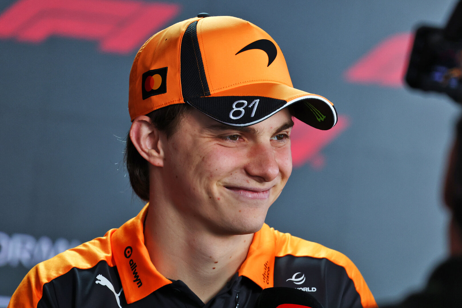 GP GIAPPONE, Oscar Piastri (AUS) McLaren F1 Team.
26.03.2026. Formula 1 World Championship, Rd 3, Japanese Grand Prix, Suzuka, Japan, Preparation Day.
- www.xpbimages.com, EMail: requests@xpbimages.com © Copyright: Bearne / XPB Images