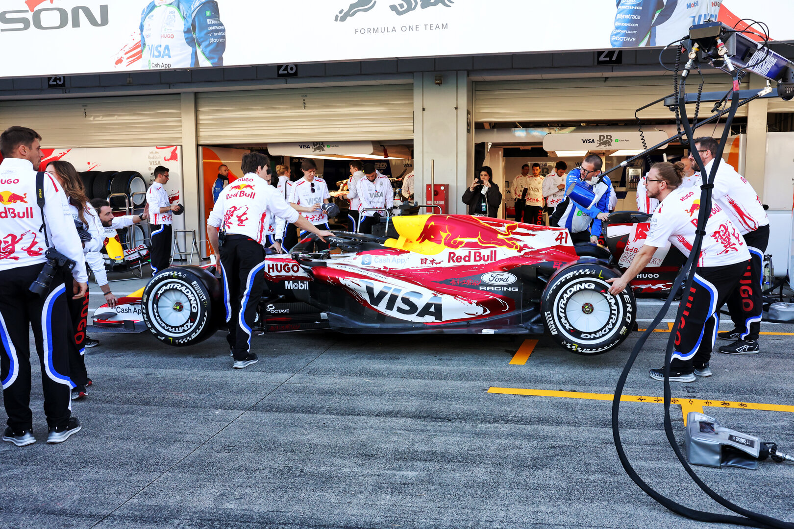GP GIAPPONE, Racing Bulls Formula One Team VCARB 03 with Japanese livery.
26.03.2026. Formula 1 World Championship, Rd 3, Japanese Grand Prix, Suzuka, Japan, Preparation Day.
- www.xpbimages.com, EMail: requests@xpbimages.com © Copyright: Rew / XPB Images