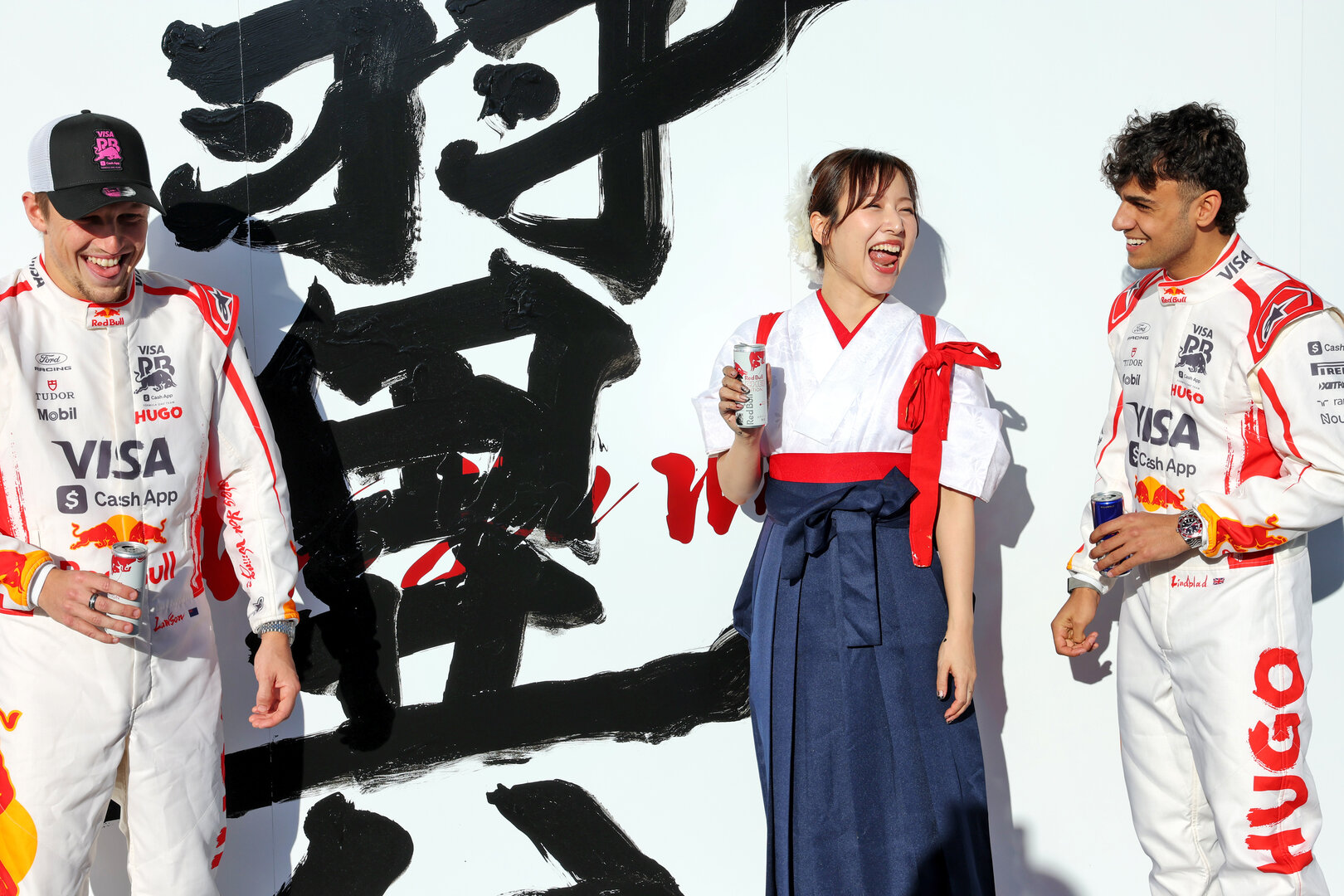 GP GIAPPONE, (L to R): Liam Lawson (NZL) Racing Bulls Formula One Team with team mate Arvid Lindblad (GBR) Racing Bulls Formula One Team.
26.03.2026. Formula 1 World Championship, Rd 3, Japanese Grand Prix, Suzuka, Japan, Preparation Day.
- www.xpbimages.com, EMail: requests@xpbimages.com © Copyright: Bearne / XPB Images