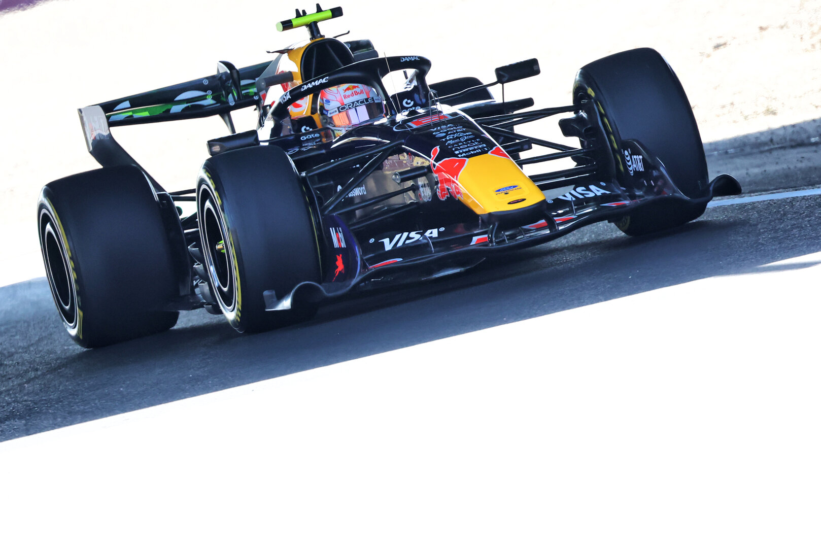 GP GIAPPONE, Isack Hadjar (FRA) Red Bull Racing RB22.
27.03.2026. Formula 1 World Championship, Rd 3, Japanese Grand Prix, Suzuka, Japan, Practice Day.
- www.xpbimages.com, EMail: requests@xpbimages.com © Copyright: Rew / XPB Images