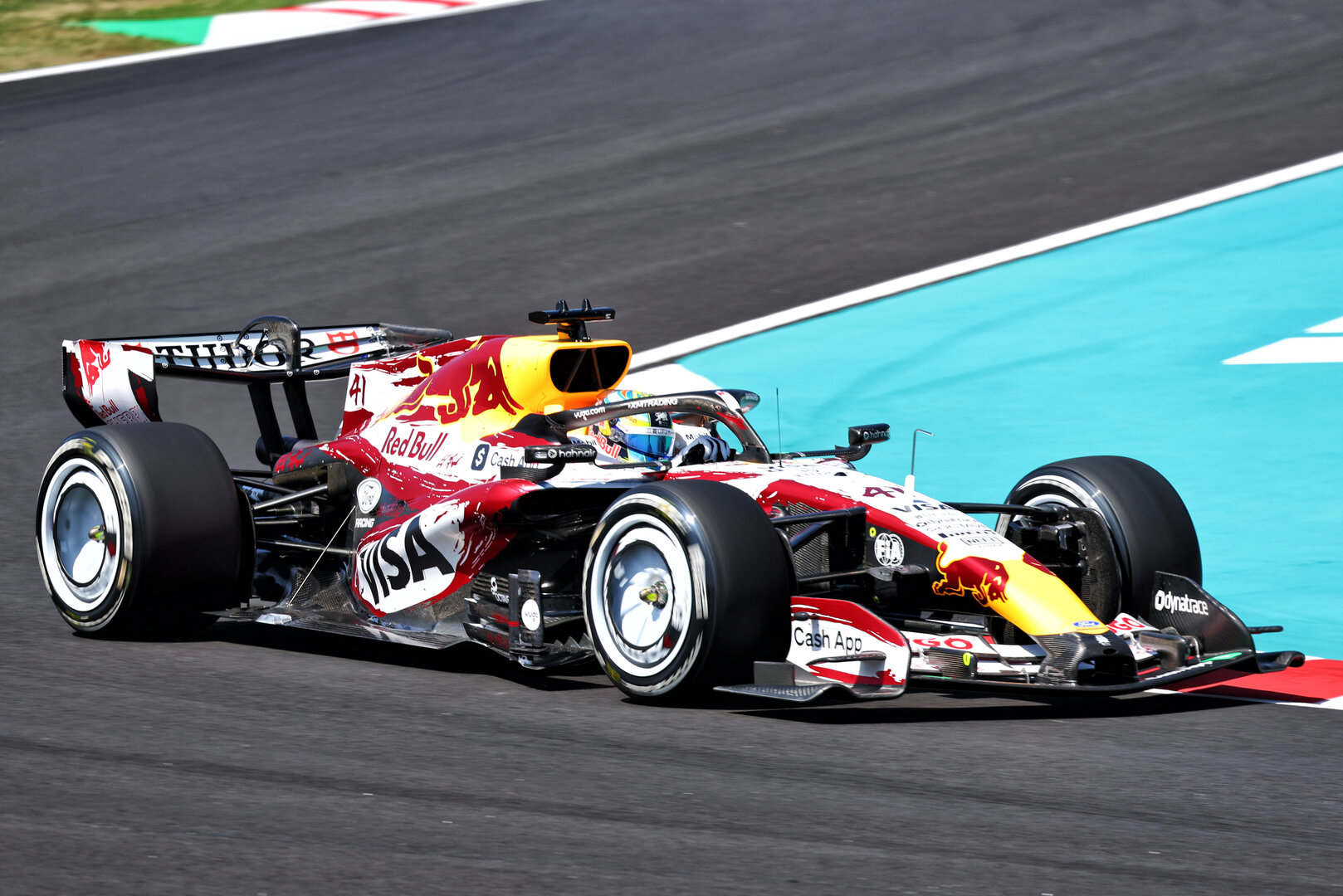 GP GIAPPONE, Arvid Lindblad (GBR) Racing Bulls Formula One Team VCARB 03.
27.03.2026. Formula 1 World Championship, Rd 3, Japanese Grand Prix, Suzuka, Japan, Practice Day.
- www.xpbimages.com, EMail: requests@xpbimages.com © Copyright: Bearne / XPB Images