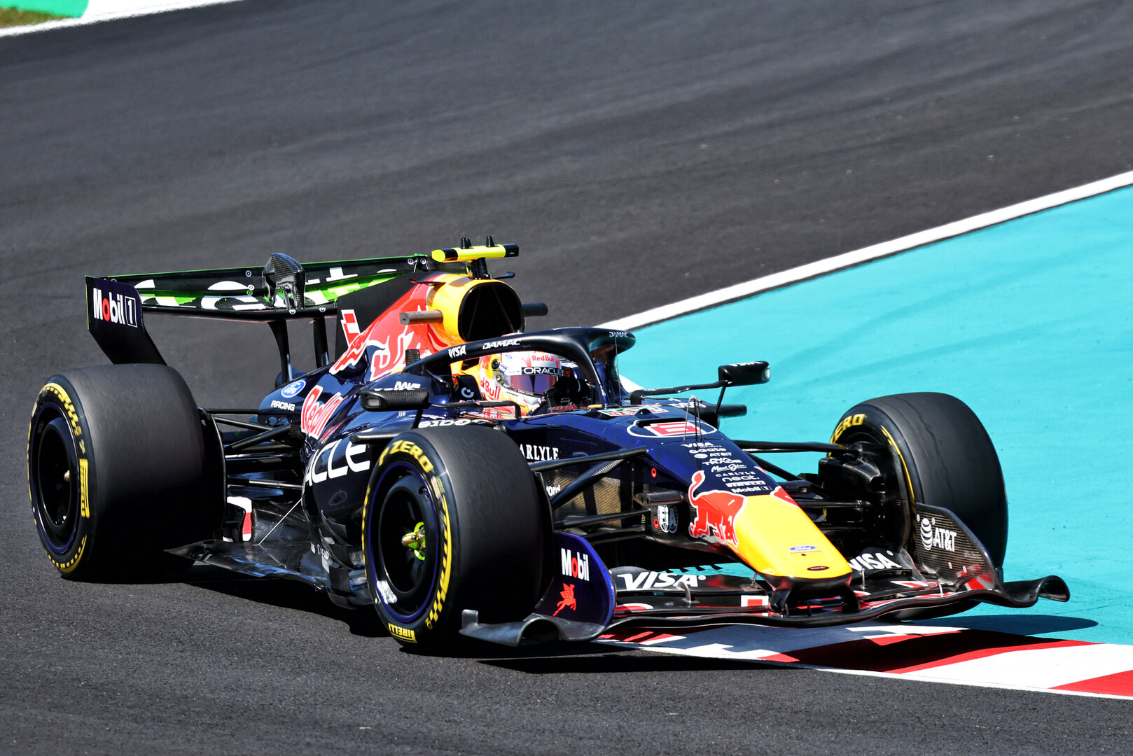 GP GIAPPONE, Isack Hadjar (FRA) Red Bull Racing RB22.
27.03.2026. Formula 1 World Championship, Rd 3, Japanese Grand Prix, Suzuka, Japan, Practice Day.
- www.xpbimages.com, EMail: requests@xpbimages.com © Copyright: Bearne / XPB Images