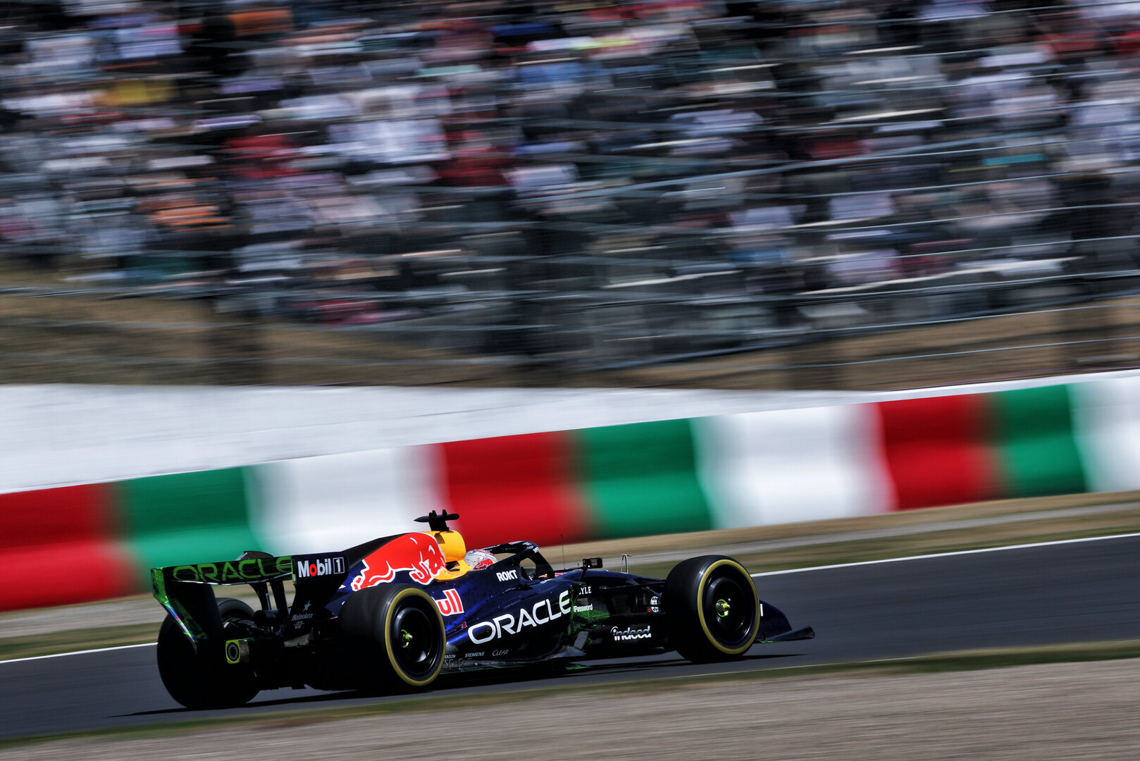 GP GIAPPONE, Max Verstappen (NLD) Red Bull Racing RB22.
27.03.2026. Formula 1 World Championship, Rd 3, Japanese Grand Prix, Suzuka, Japan, Practice Day.
- www.xpbimages.com, EMail: requests@xpbimages.com © Copyright: Charniaux / XPB Images