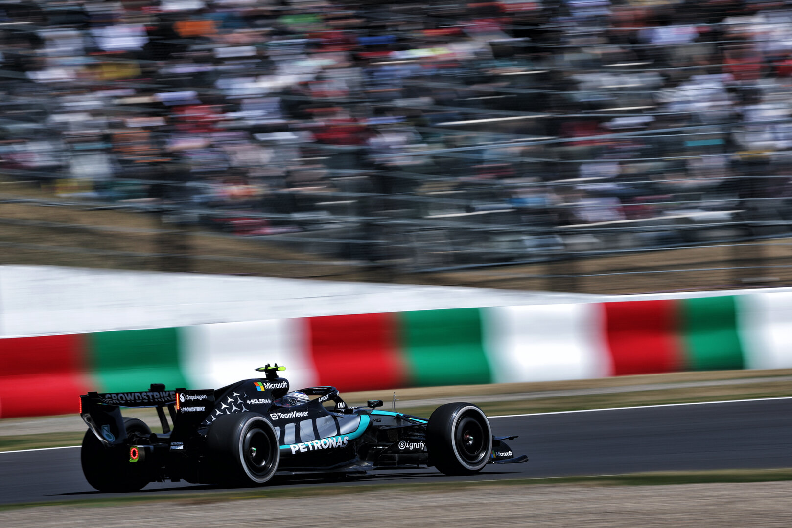 GP GIAPPONE, Andrea Kimi Antonelli (ITA) Mercedes AMG Formula One Team W17.
27.03.2026. Formula 1 World Championship, Rd 3, Japanese Grand Prix, Suzuka, Japan, Practice Day.
- www.xpbimages.com, EMail: requests@xpbimages.com © Copyright: Charniaux / XPB Images