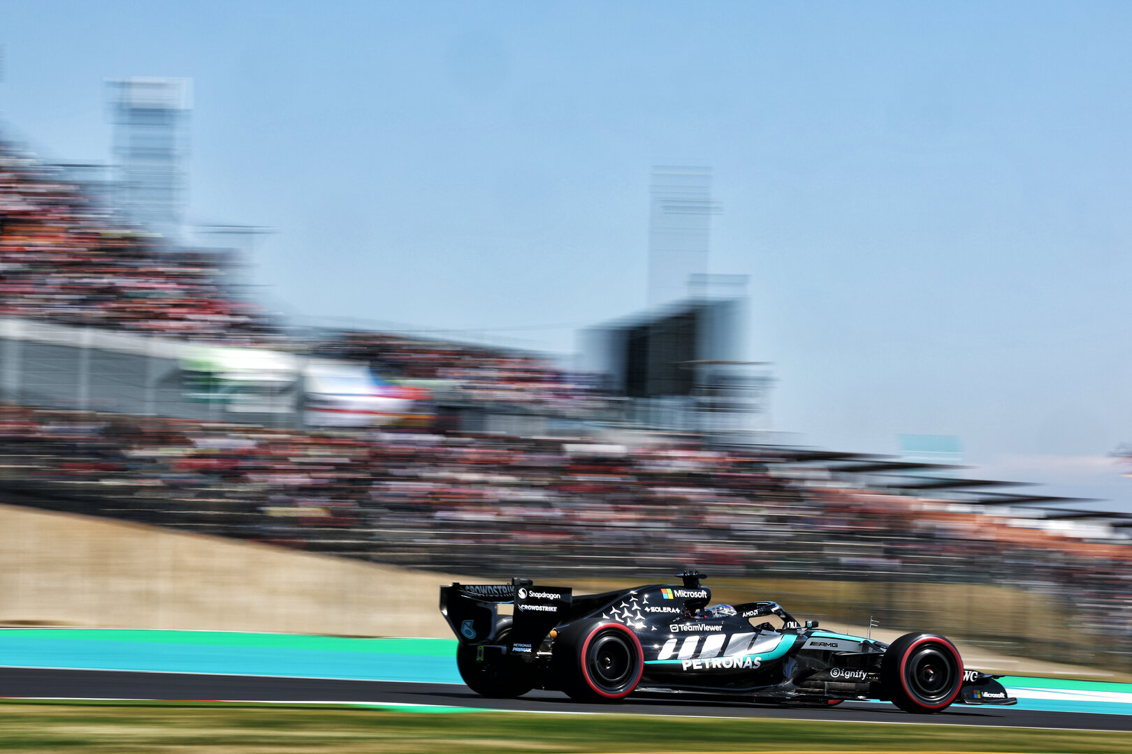 GP GIAPPONE, George Russell (GBR) Mercedes AMG Formula One Team W17.
27.03.2026. Formula 1 World Championship, Rd 3, Japanese Grand Prix, Suzuka, Japan, Practice Day.
- www.xpbimages.com, EMail: requests@xpbimages.com © Copyright: Bearne / XPB Images