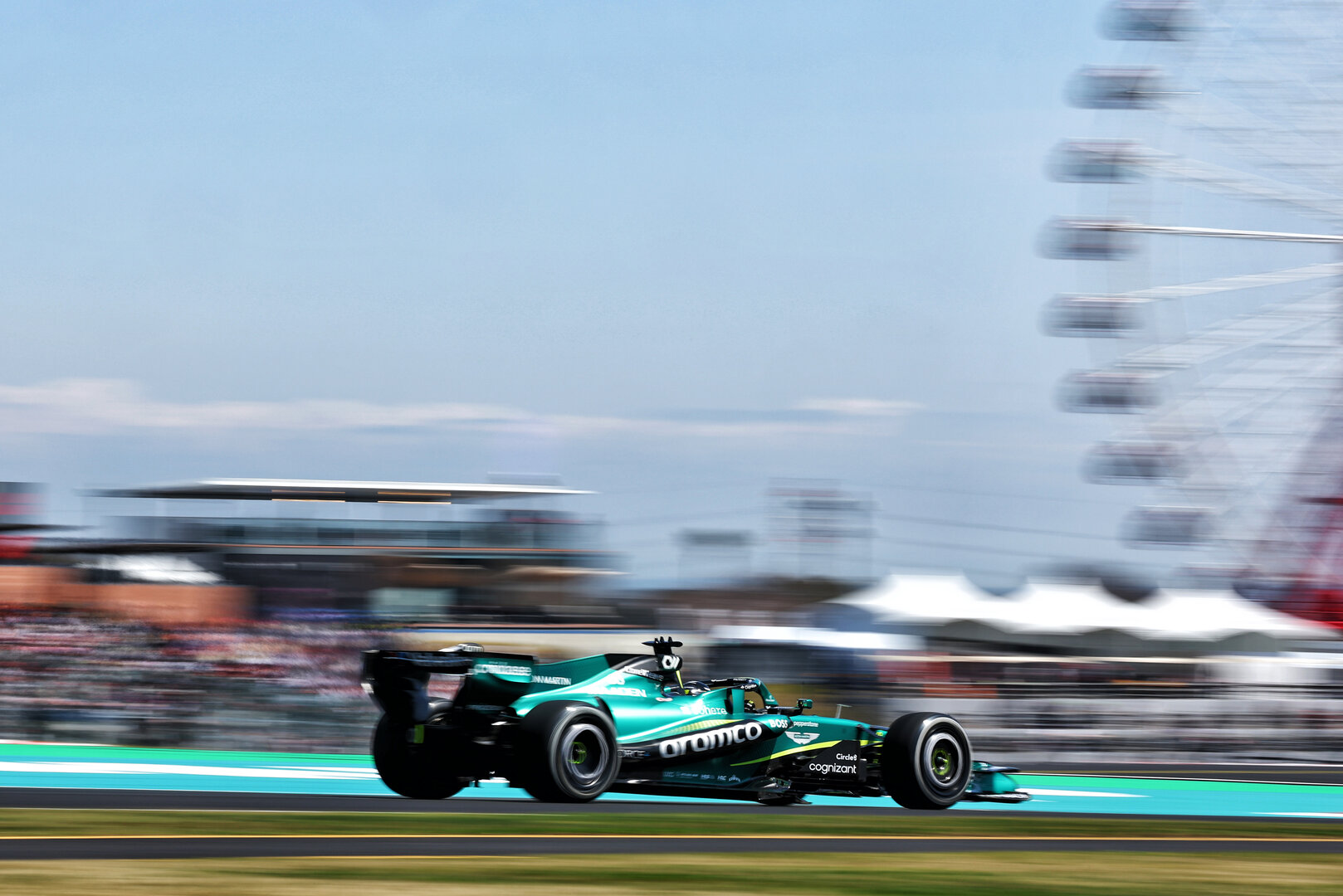 GP GIAPPONE, Lance Stroll (CDN) Aston Martin F1 Team AMR26.
27.03.2026. Formula 1 World Championship, Rd 3, Japanese Grand Prix, Suzuka, Japan, Practice Day.
- www.xpbimages.com, EMail: requests@xpbimages.com © Copyright: Bearne / XPB Images