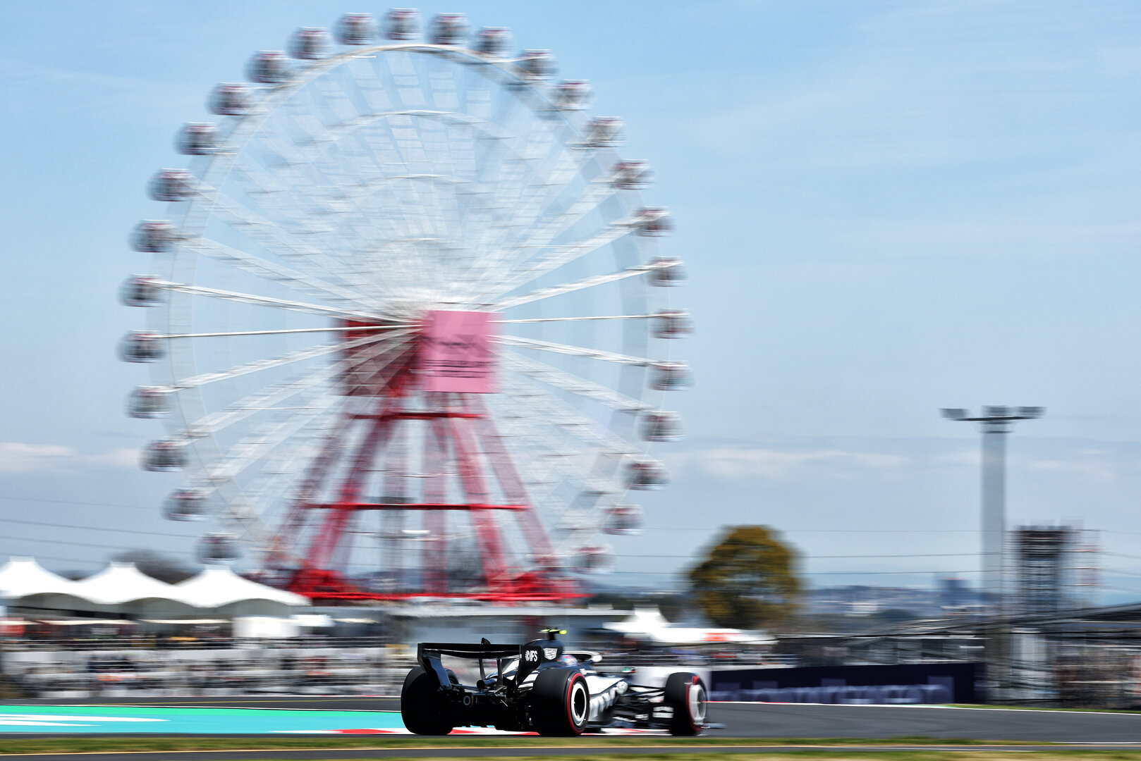GP GIAPPONE, Valtteri Bottas (FIN) Cadillac Formula 1 Team MAC-26.
27.03.2026. Formula 1 World Championship, Rd 3, Japanese Grand Prix, Suzuka, Japan, Practice Day.
- www.xpbimages.com, EMail: requests@xpbimages.com © Copyright: Bearne / XPB Images