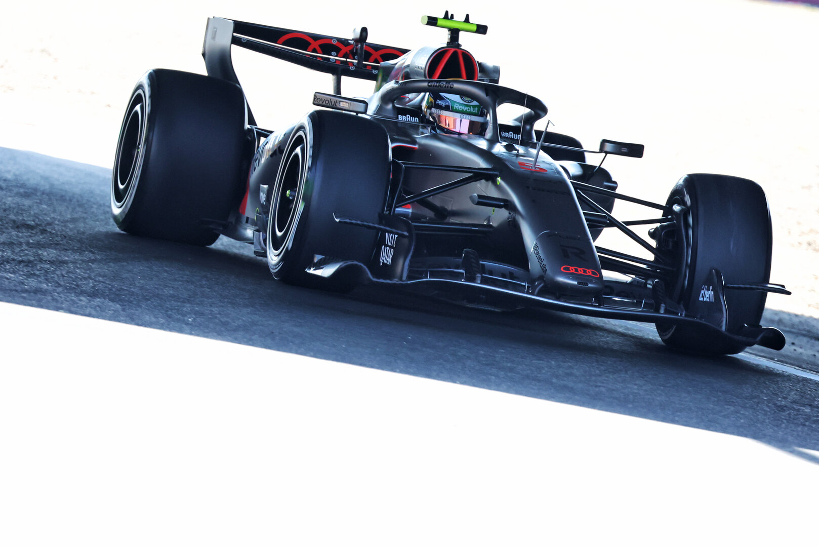 GP GIAPPONE, Gabriel Bortoleto (BRA) Audi F1 Team R26.
27.03.2026. Formula 1 World Championship, Rd 3, Japanese Grand Prix, Suzuka, Japan, Practice Day.
- www.xpbimages.com, EMail: requests@xpbimages.com © Copyright: Rew / XPB Images