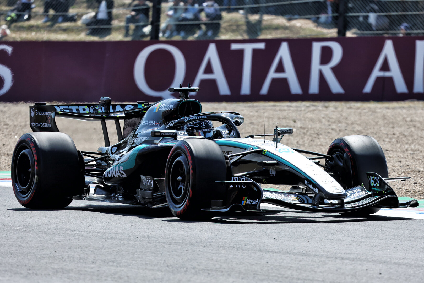 GP GIAPPONE, George Russell (GBR) Mercedes AMG Formula One Team W17.
27.03.2026. Formula 1 World Championship, Rd 3, Japanese Grand Prix, Suzuka, Japan, Practice Day.
- www.xpbimages.com, EMail: requests@xpbimages.com © Copyright: Rew / XPB Images