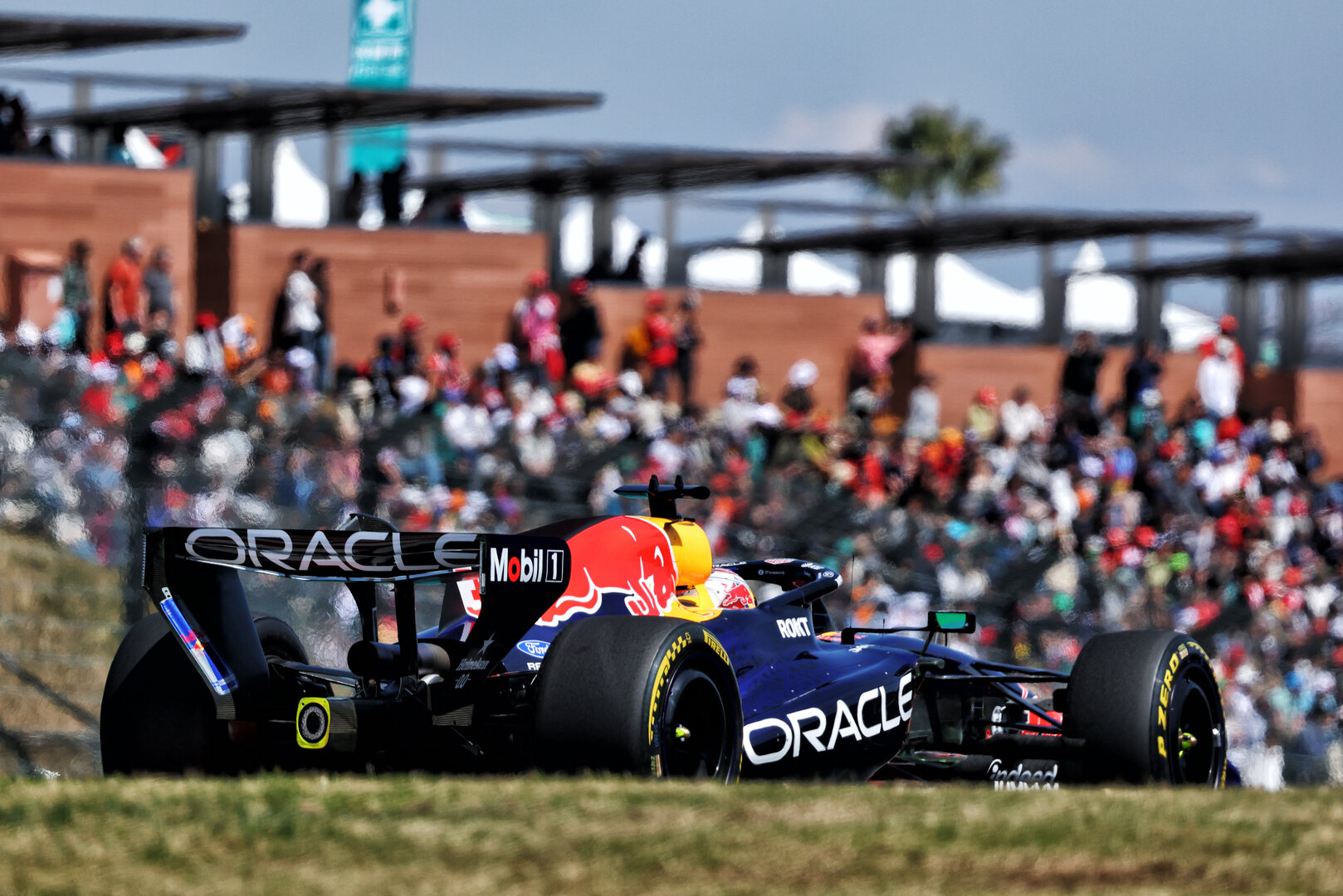 GP GIAPPONE, Max Verstappen (NLD) Red Bull Racing RB22.
27.03.2026. Formula 1 World Championship, Rd 3, Japanese Grand Prix, Suzuka, Japan, Practice Day.
- www.xpbimages.com, EMail: requests@xpbimages.com © Copyright: Bearne / XPB Images