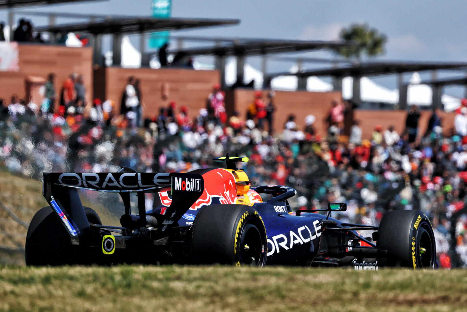 GP GIAPPONE, Isack Hadjar (FRA) Red Bull Racing RB22.
27.03.2026. Formula 1 World Championship, Rd 3, Japanese Grand Prix, Suzuka, Japan, Practice Day.
- www.xpbimages.com, EMail: requests@xpbimages.com © Copyright: Bearne / XPB Images