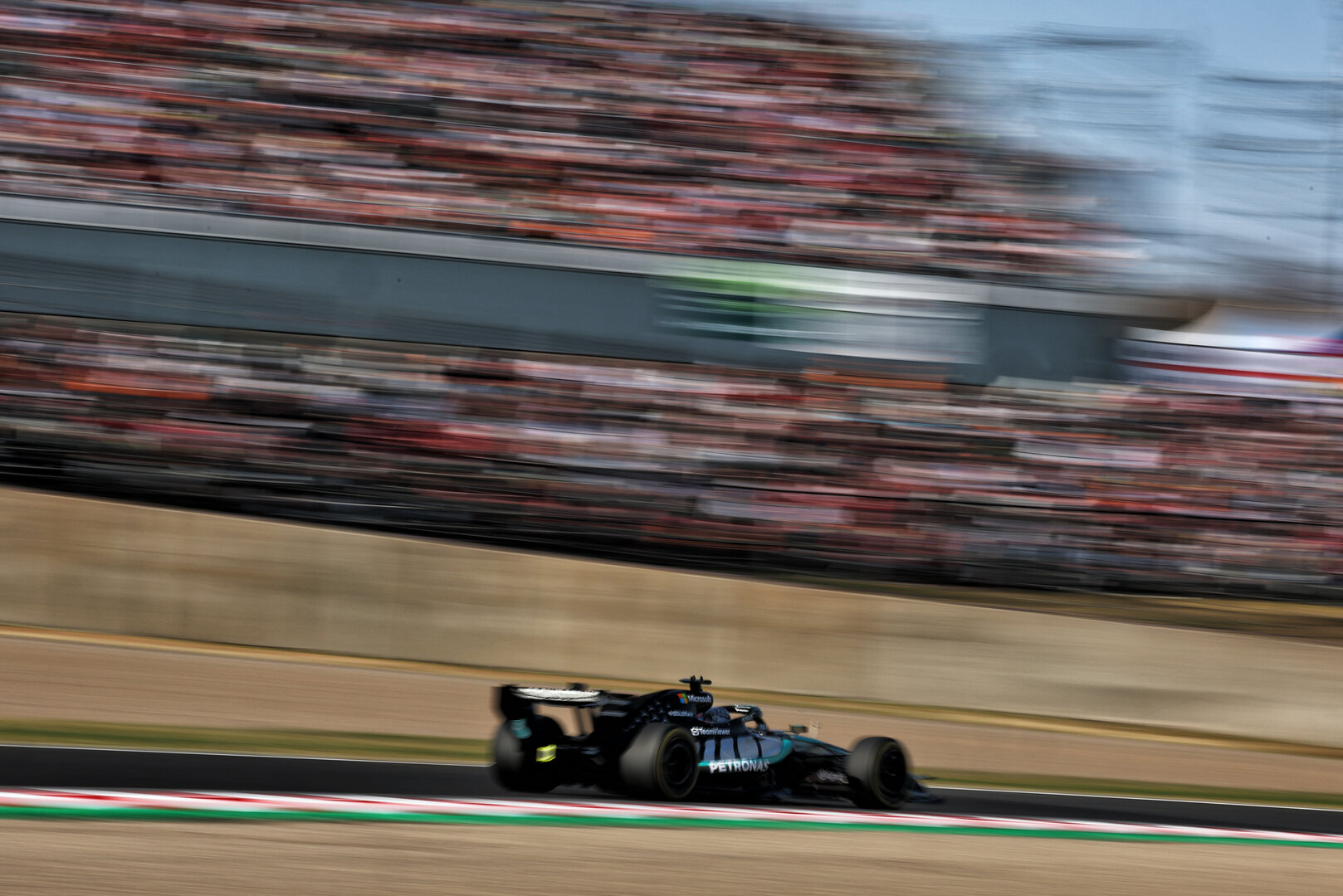 GP GIAPPONE, George Russell (GBR) Mercedes AMG Formula One Team W17.
27.03.2026. Formula 1 World Championship, Rd 3, Japanese Grand Prix, Suzuka, Japan, Practice Day.
- www.xpbimages.com, EMail: requests@xpbimages.com © Copyright: Charniaux / XPB Images