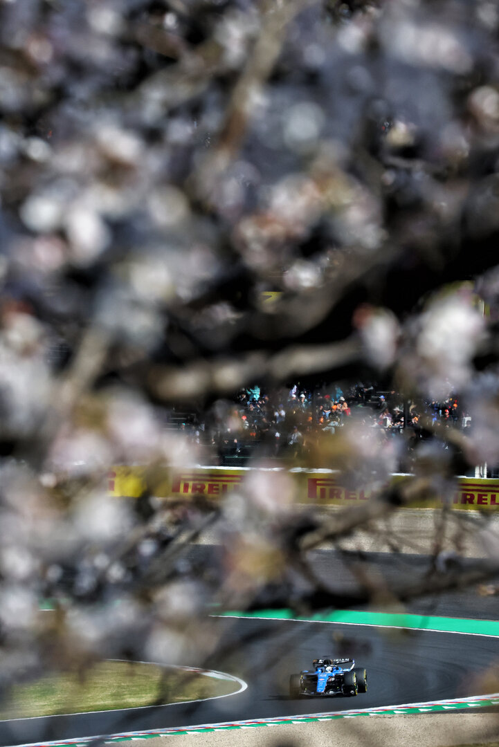 GP GIAPPONE, Alexander Albon (THA) Williams F1 Team FW48.
27.03.2026. Formula 1 World Championship, Rd 3, Japanese Grand Prix, Suzuka, Japan, Practice Day.
- www.xpbimages.com, EMail: requests@xpbimages.com © Copyright: Bearne / XPB Images